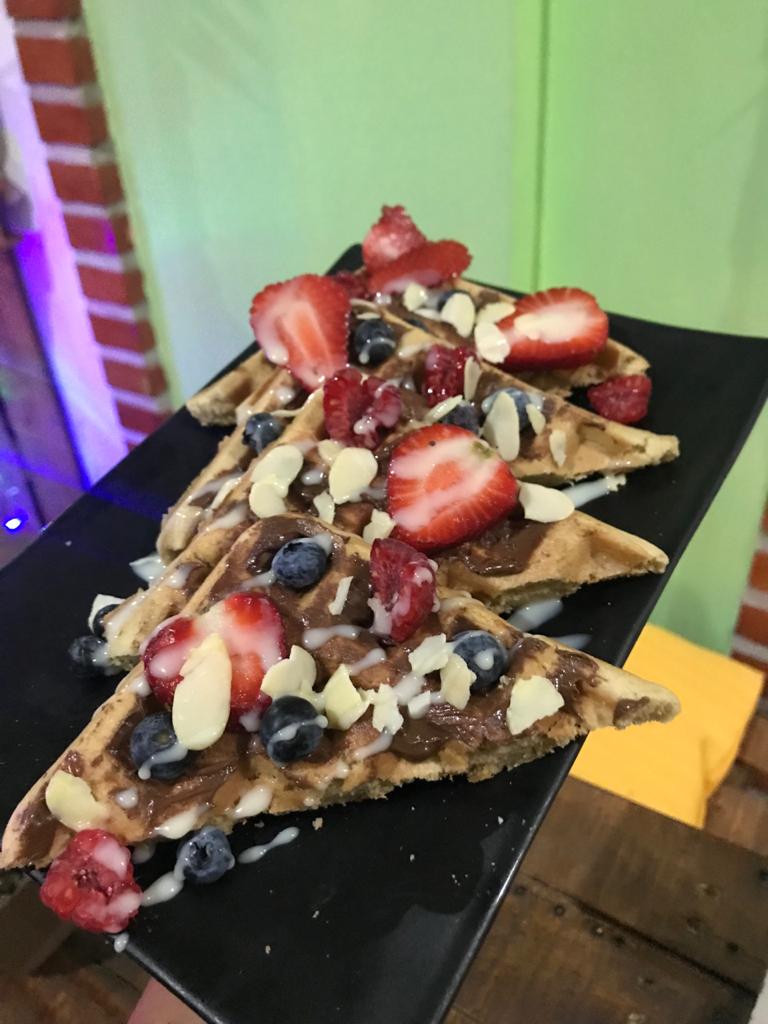 Mr MOOnchies image 5