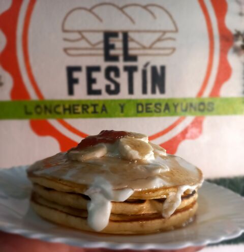 EL FESTIN image 7