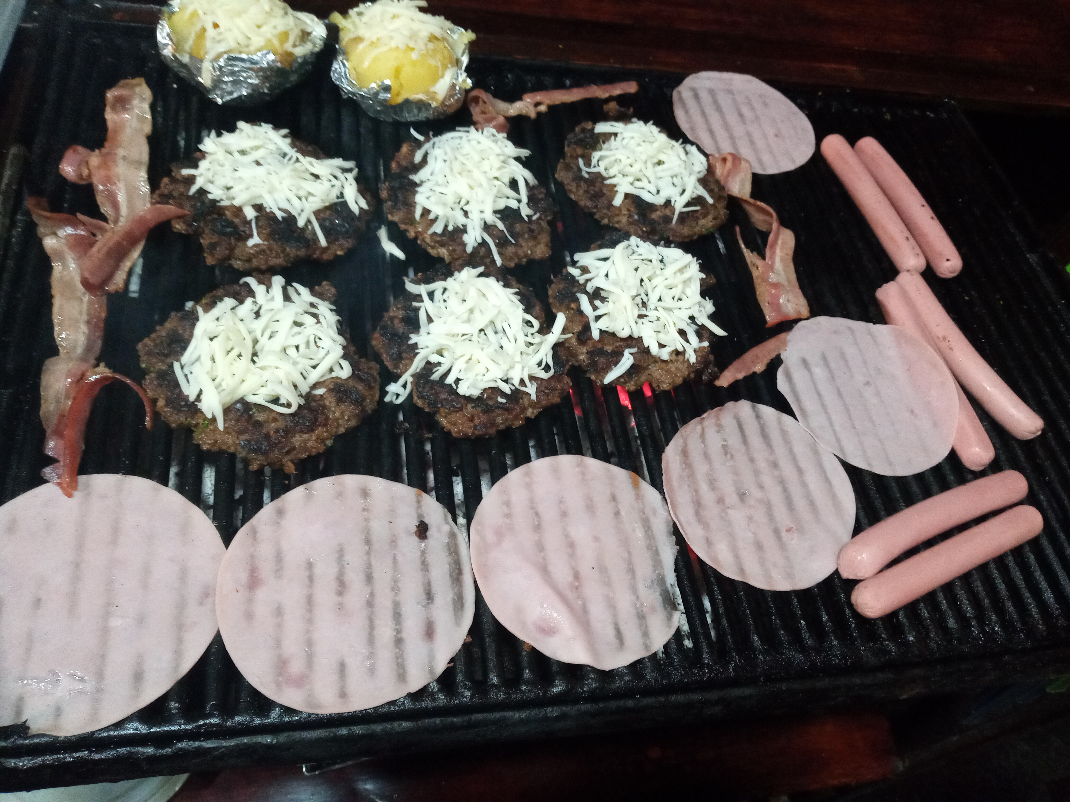 Hamburguesas al Carbón Rafa image 4