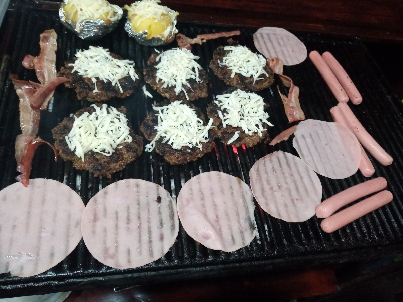 Hamburguesas al Carbón Rafa image 4