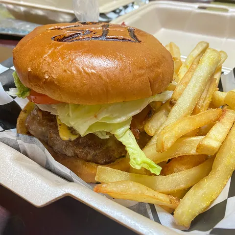 The Burger Queens image 2