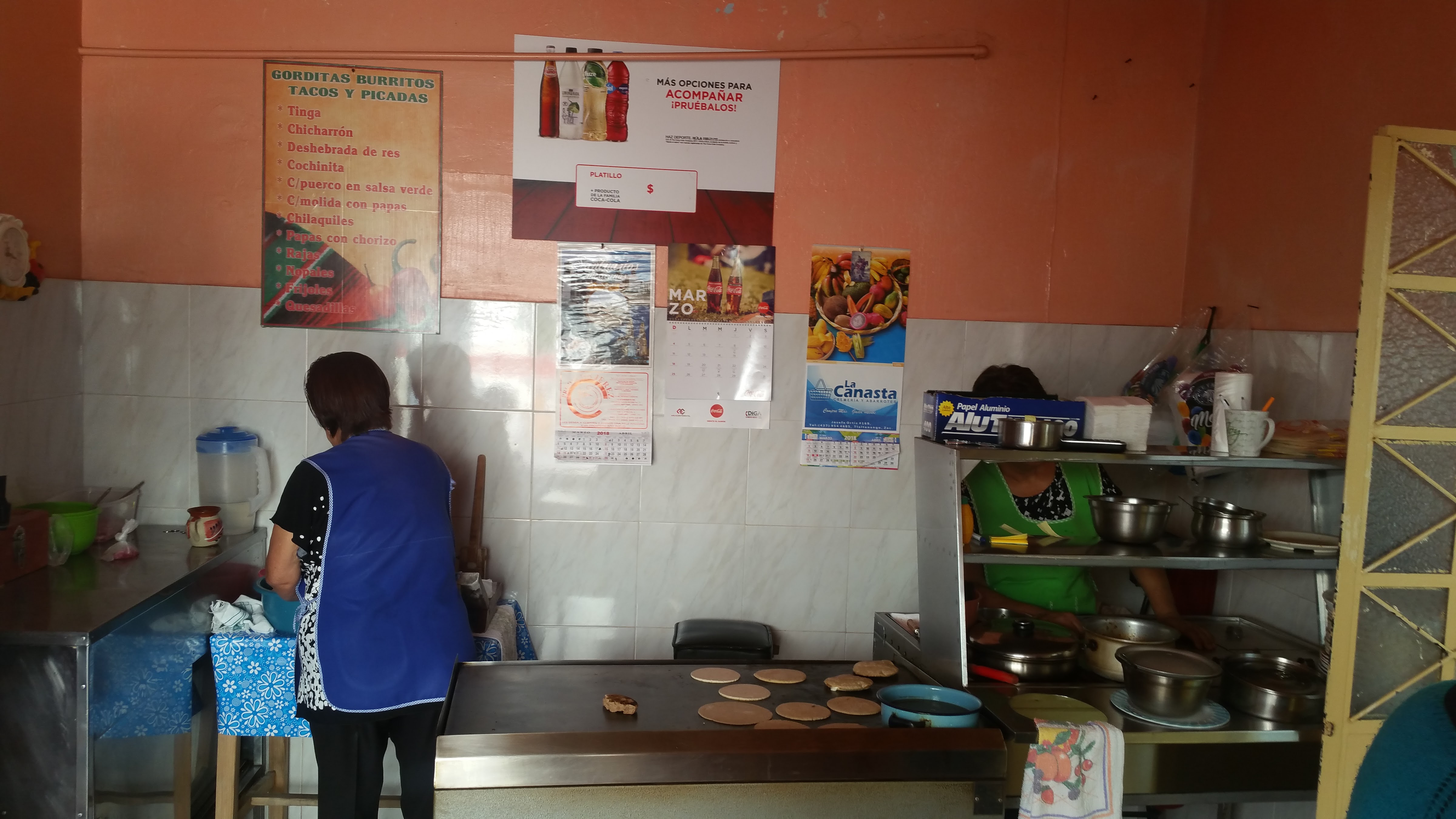 LONCHERIA MOJARROS image 3