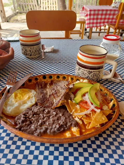 Comedor "El Quetzal' image 1