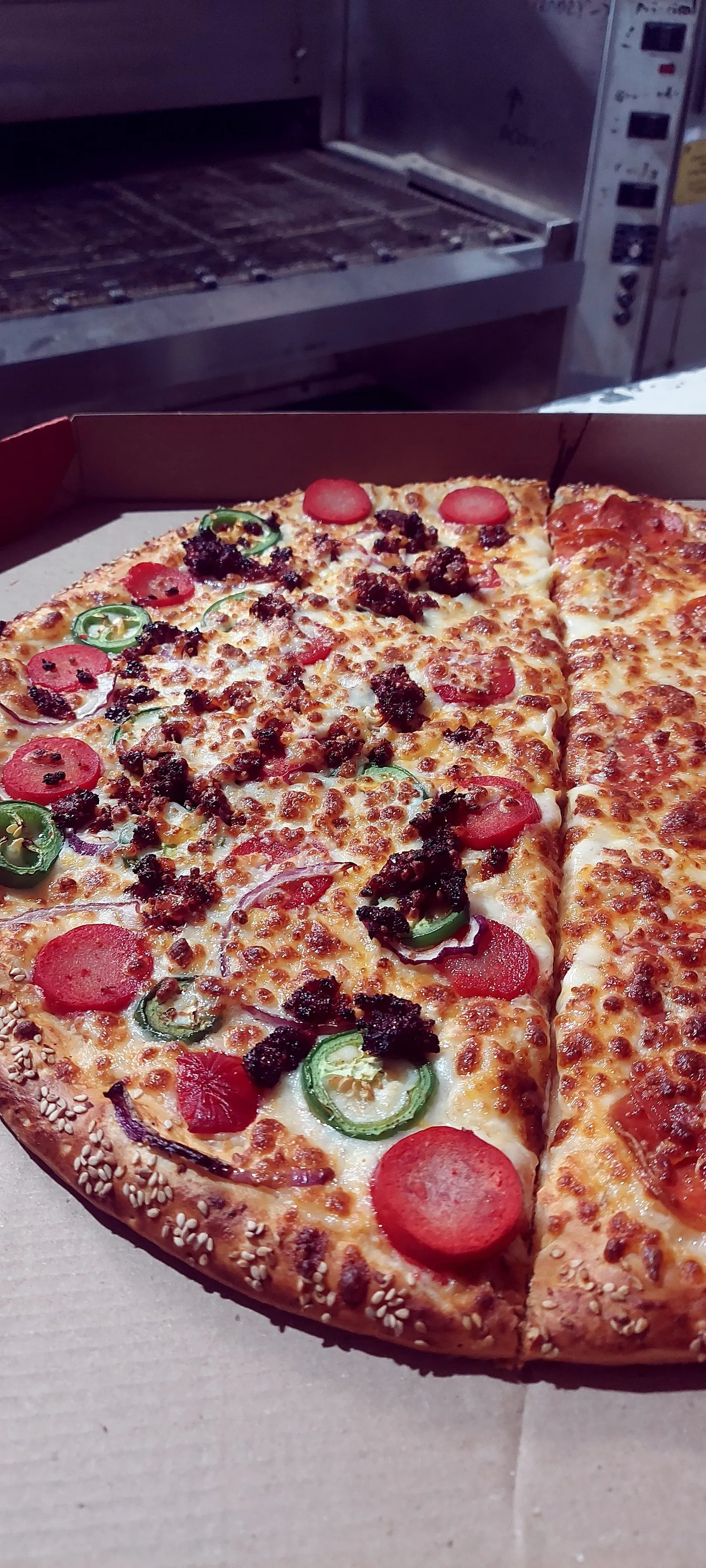 Carlo's Pizza & Hamburguesas image 4