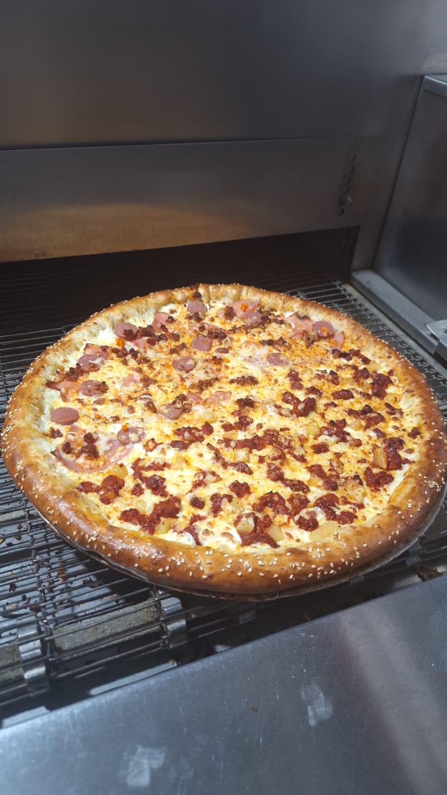 Carlo's Pizza & Hamburguesas image 8