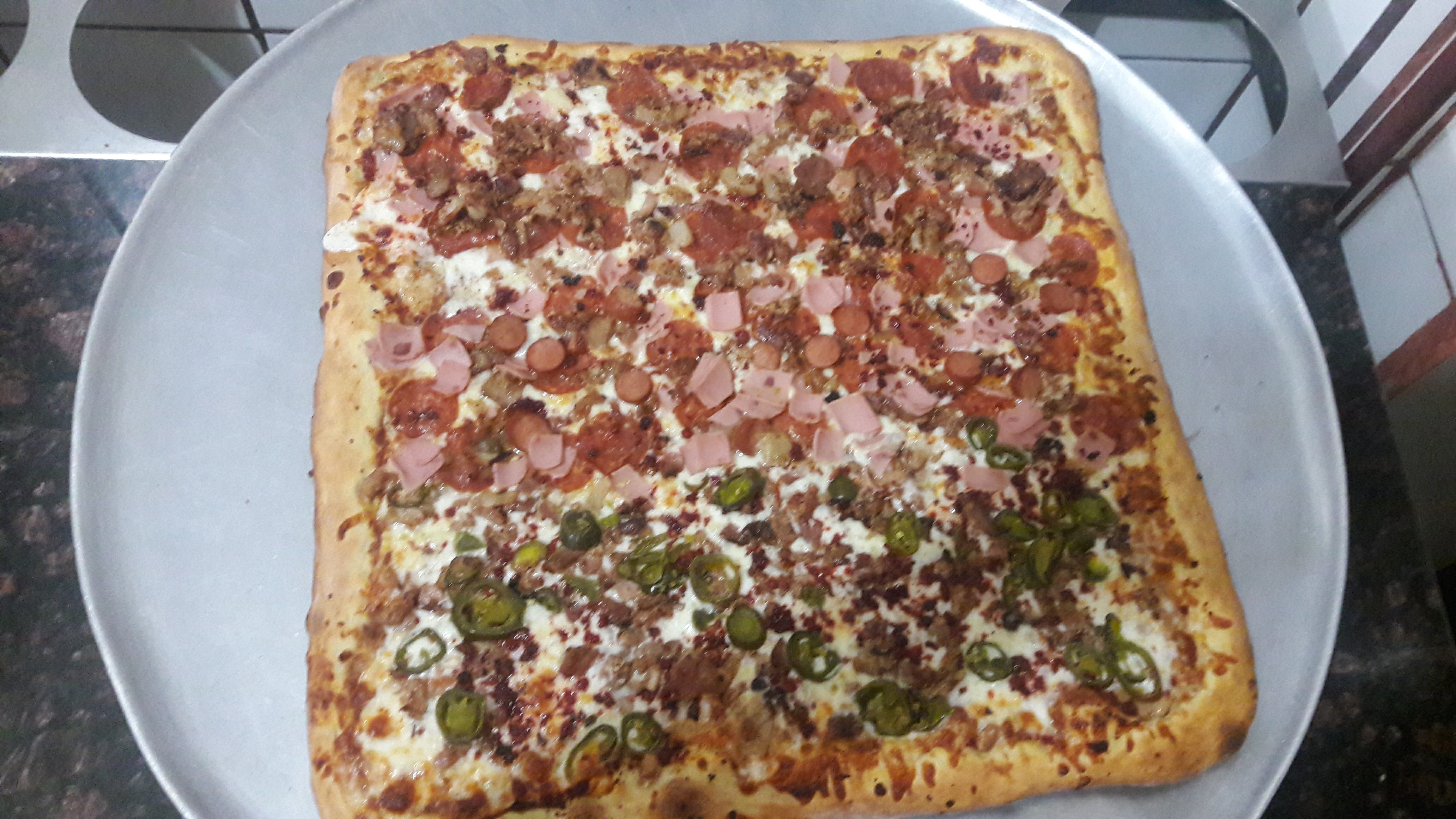 Taz Pizza image 3