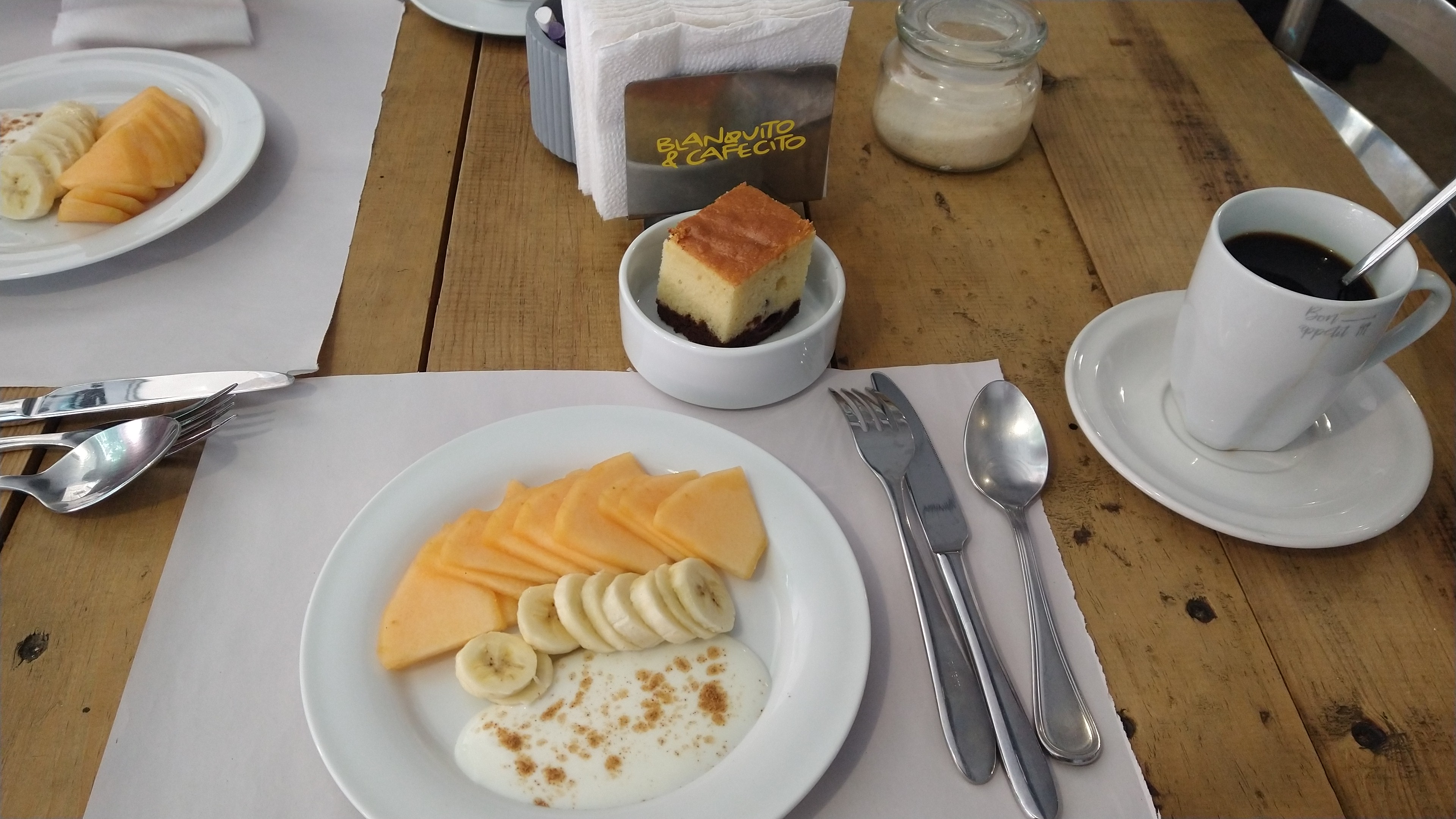 Blanquito y Cafecito image 1