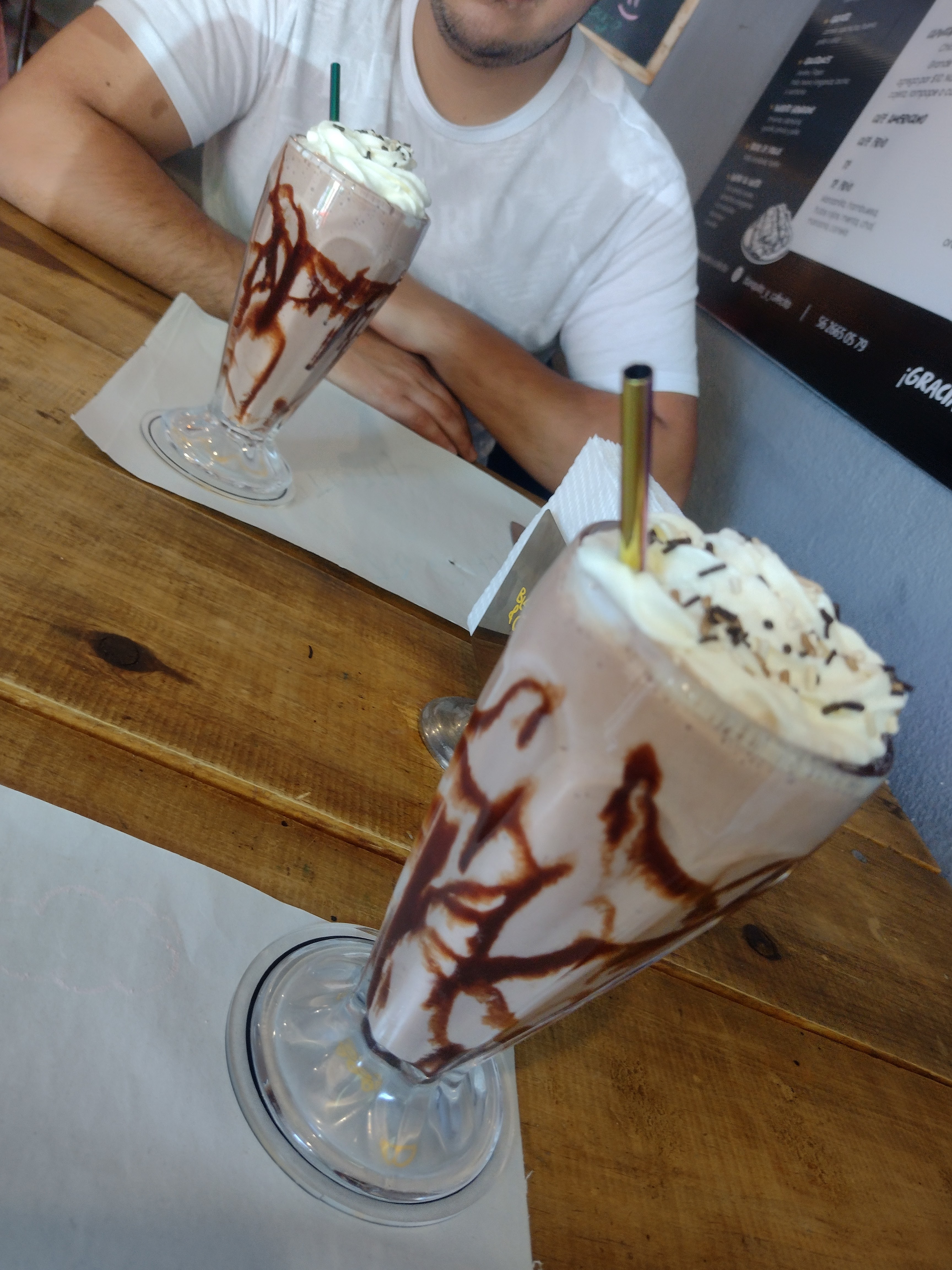 Blanquito y Cafecito image 2