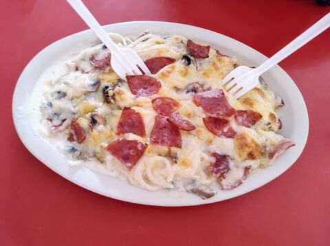 Mendoza Pizza image 4