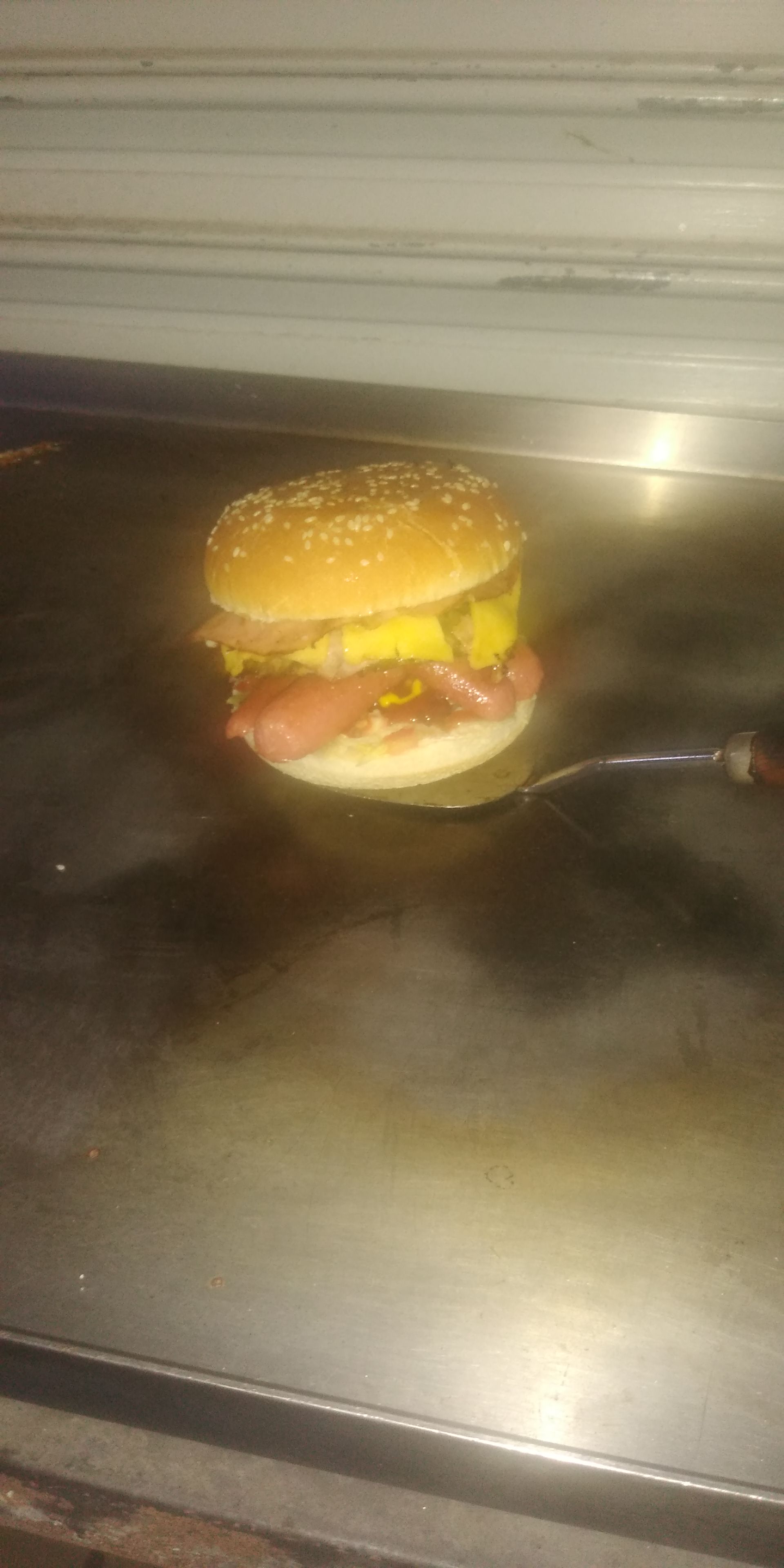 Hamburguesa feliz image 3