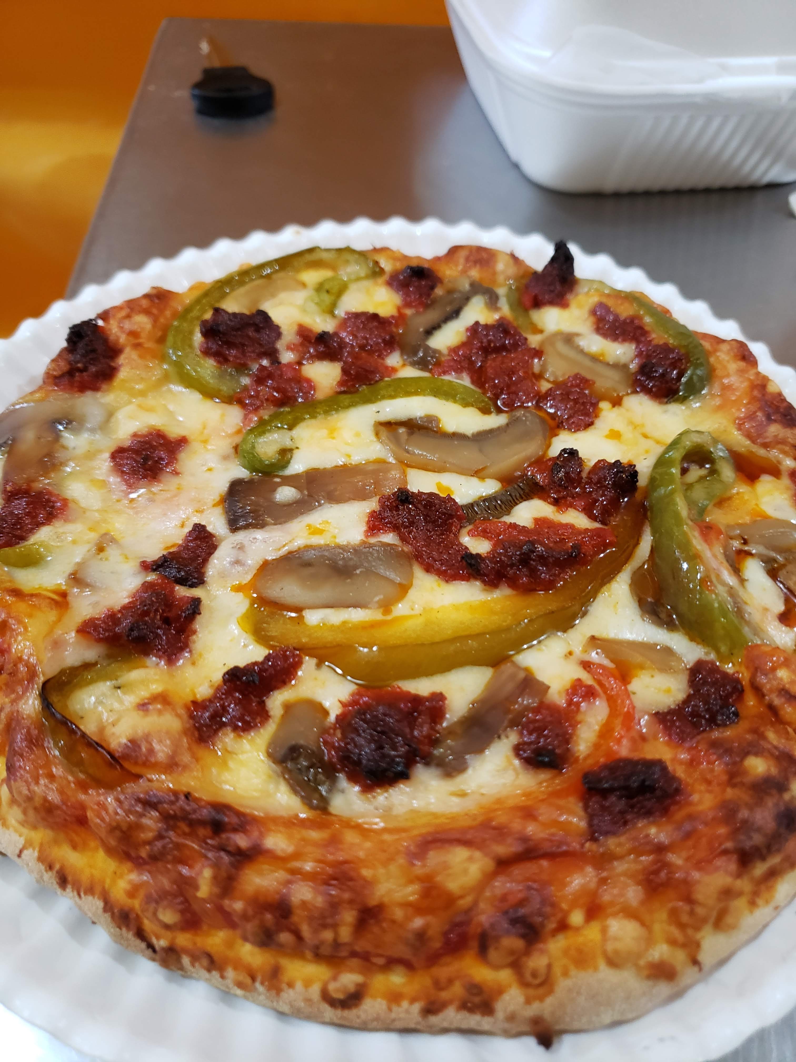 Gamer's Pizza image 4