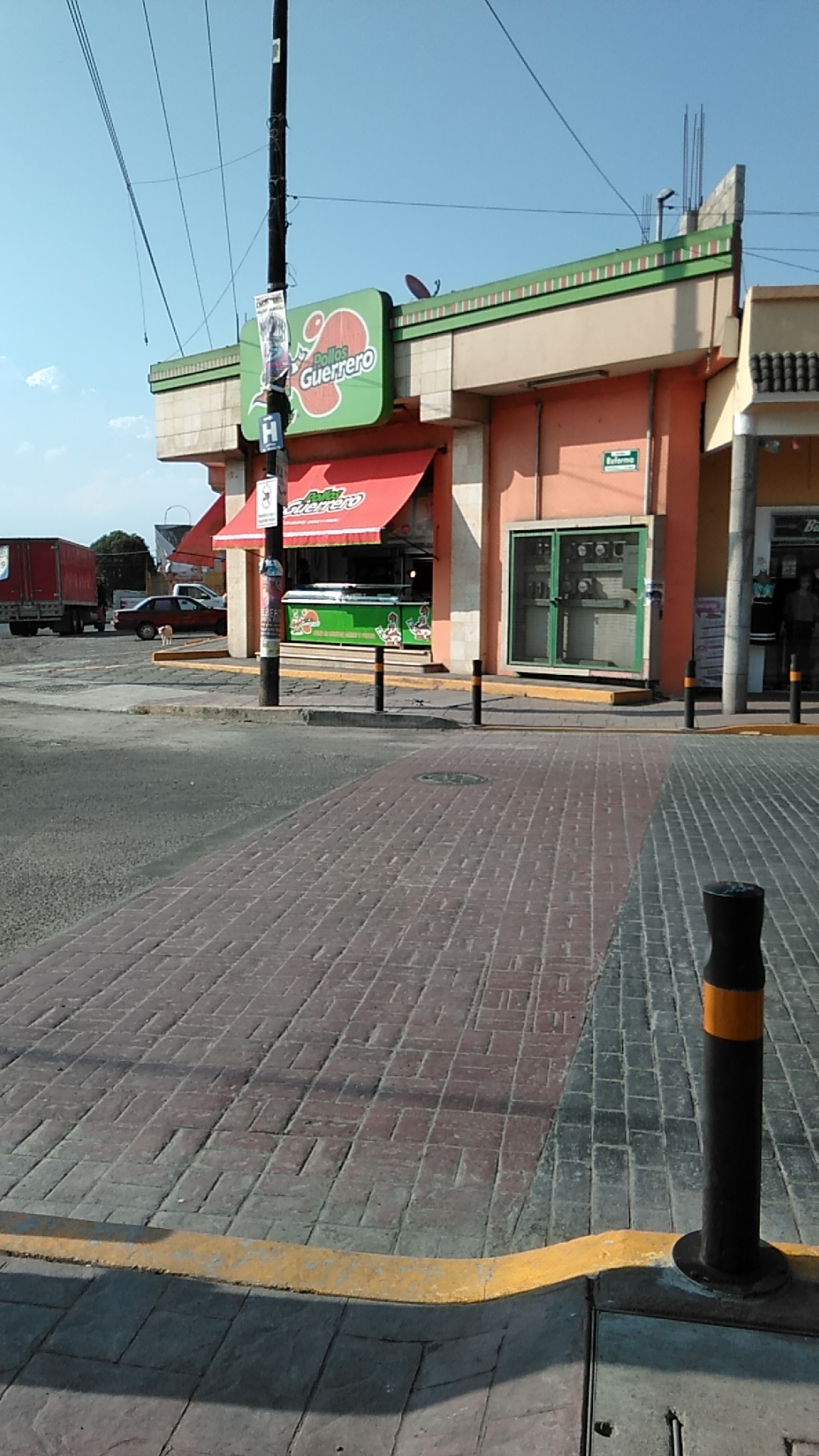 Pollos Guerrero image 1