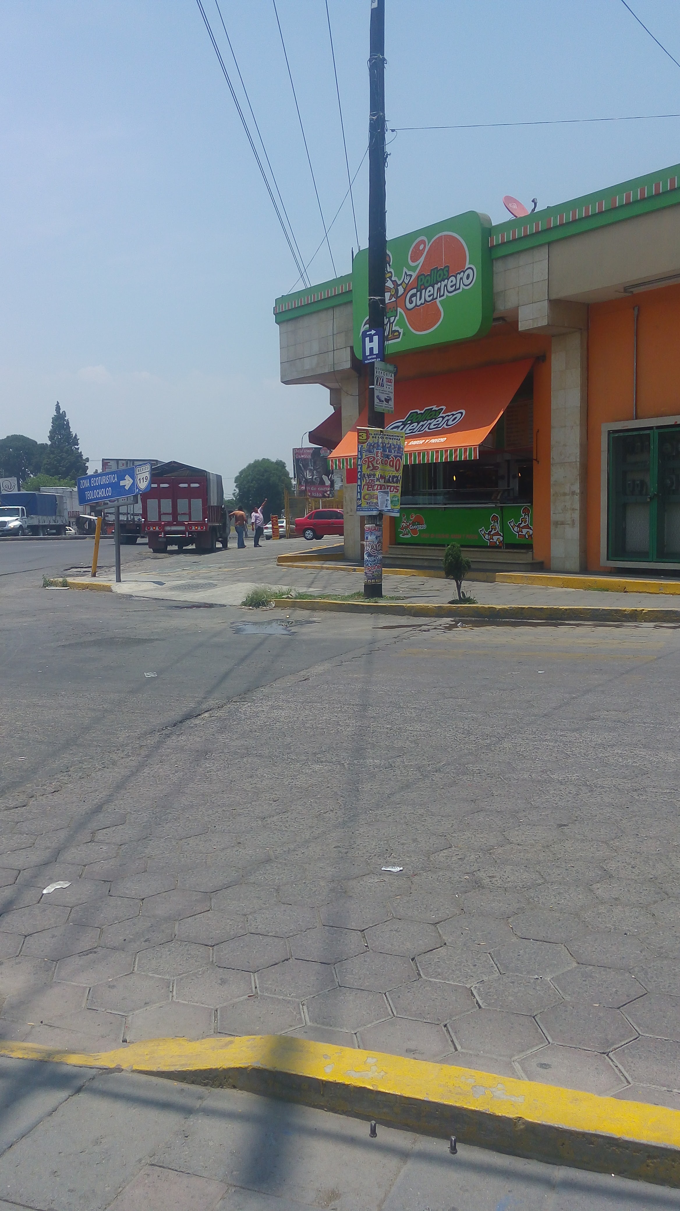 Pollos Guerrero image 4