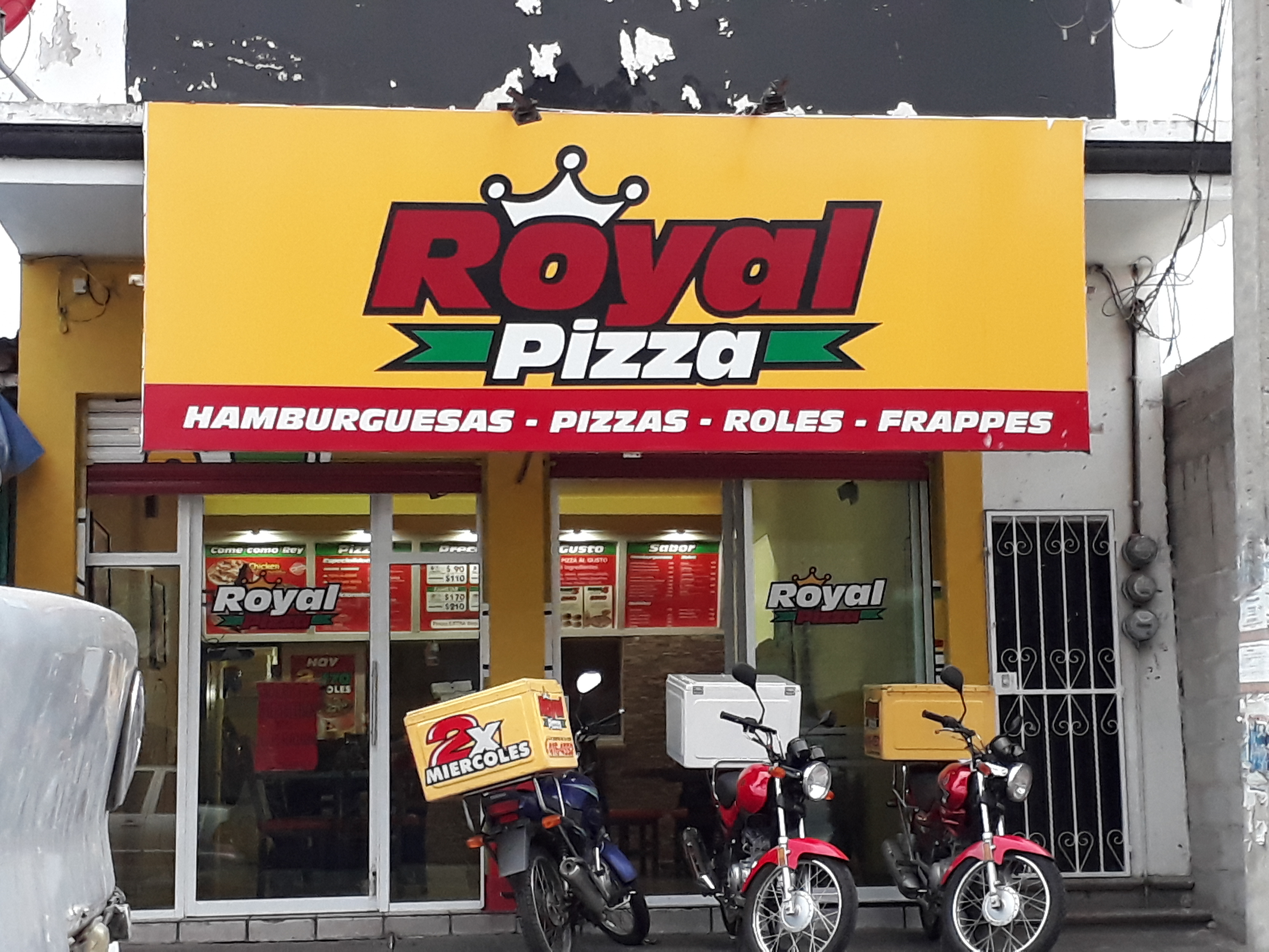 Royal Pizza image 1