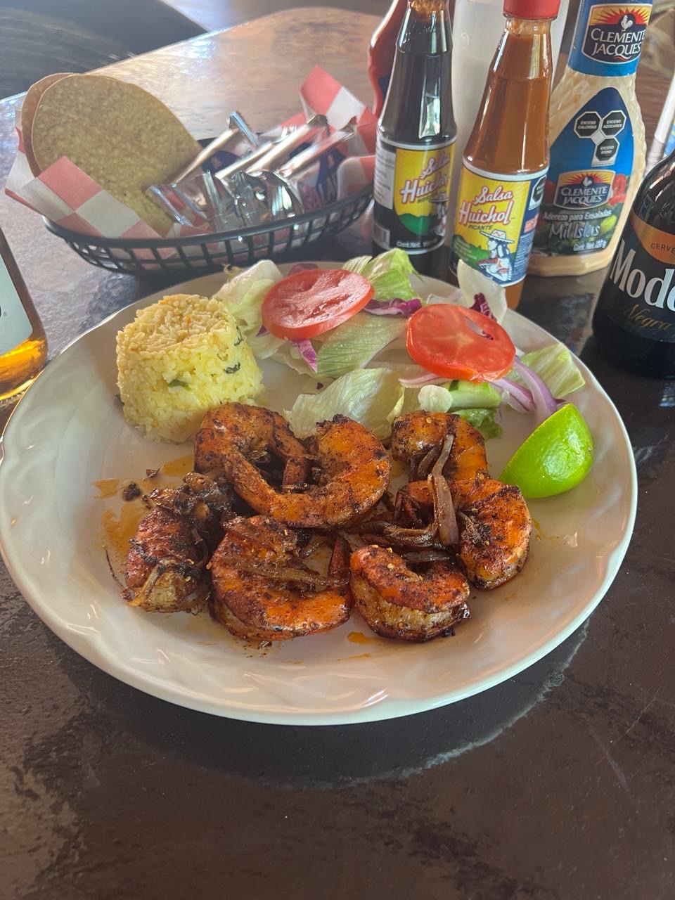 Huli - Huli Chicken Sucursal " El Tacotal " image 9