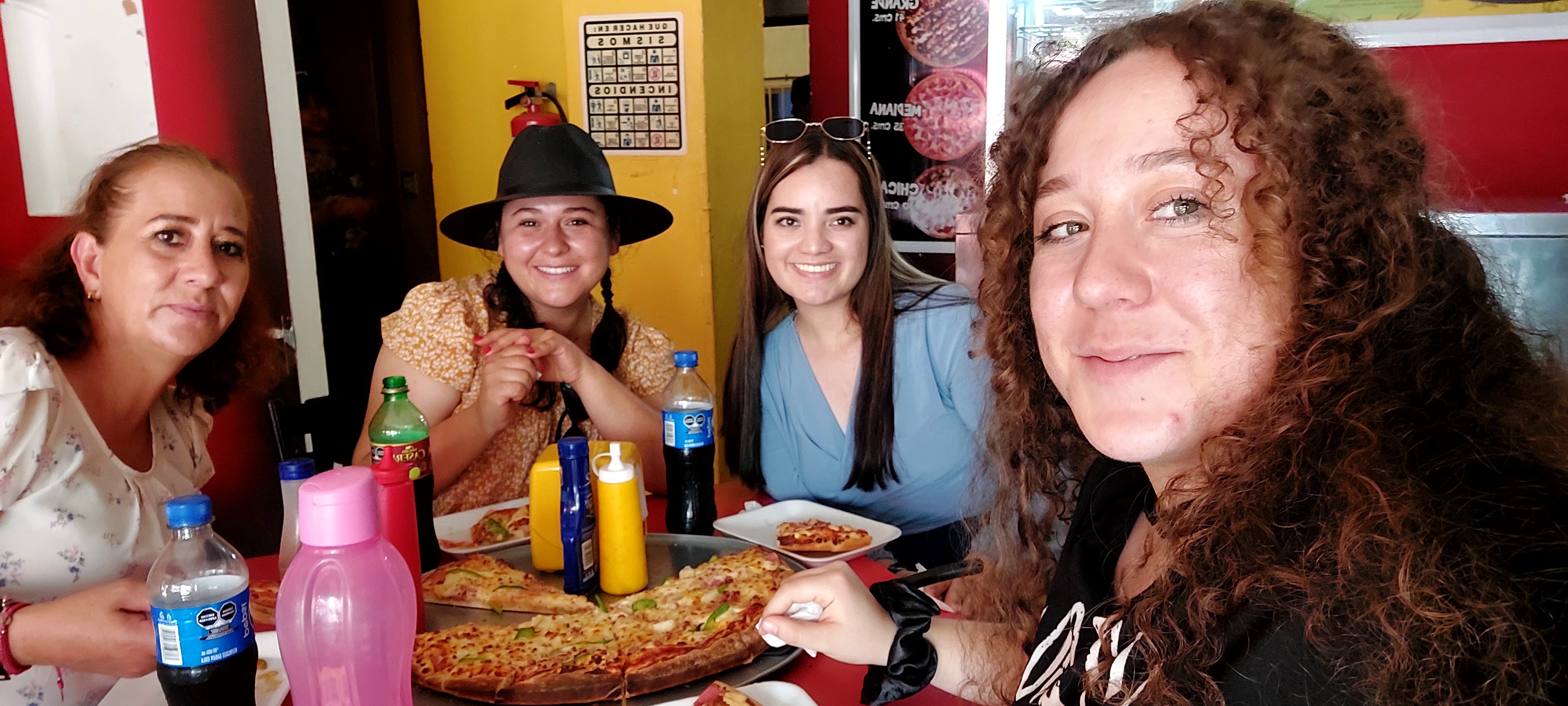 Pizzas tequila sucursal magdalena image 9