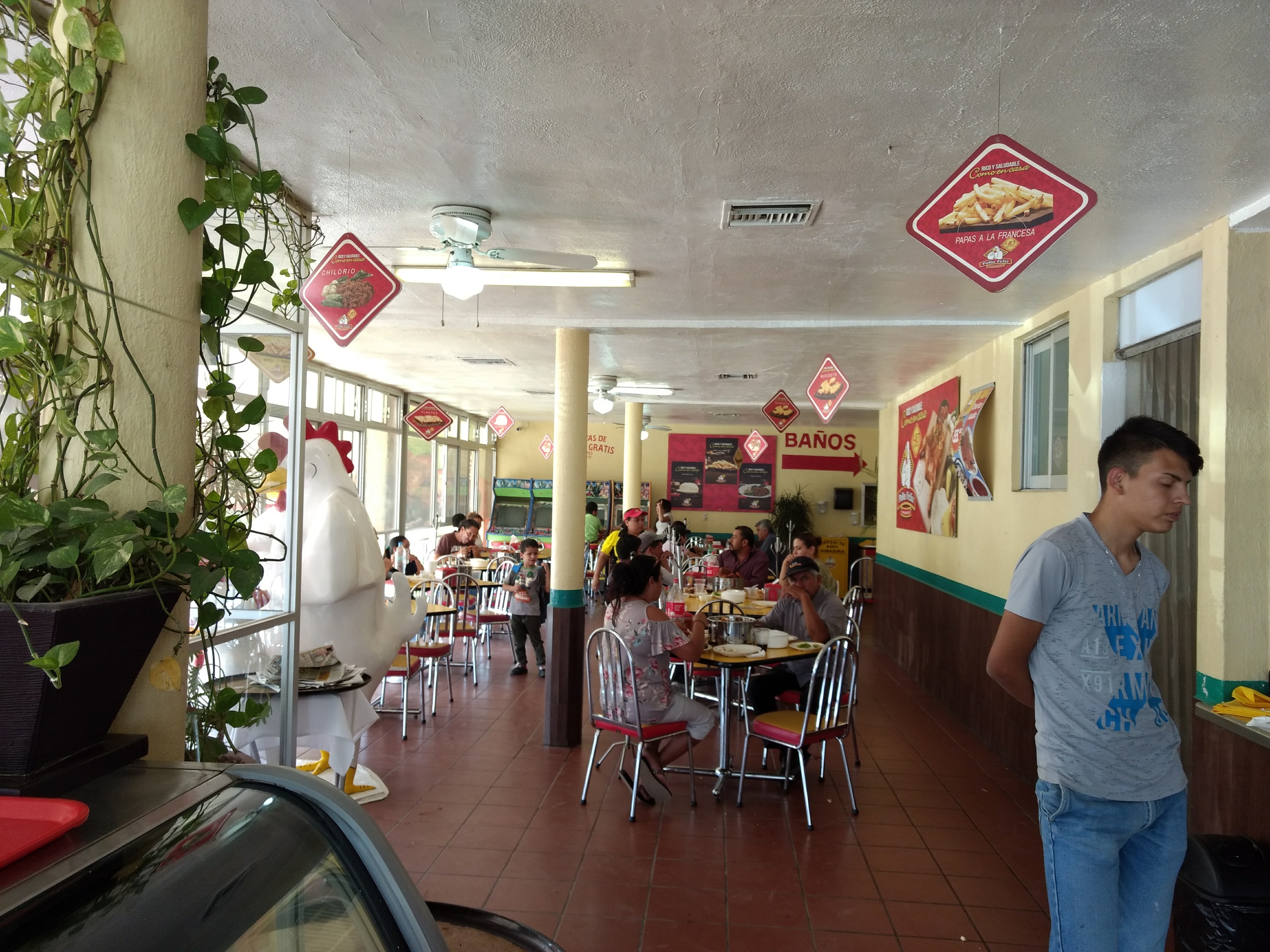 Pollo Feliz, Suc. Libramiento image 2