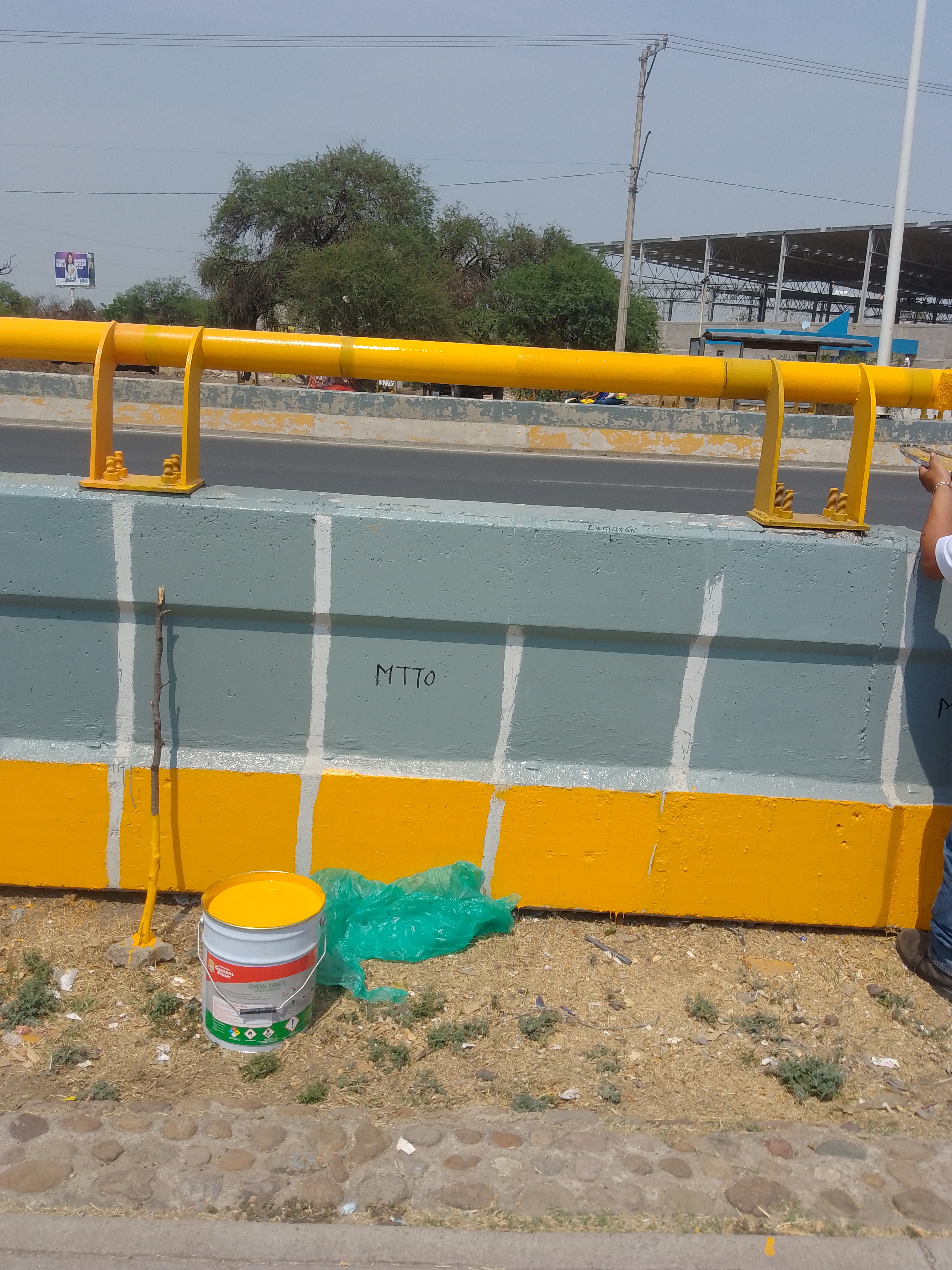 Pollo Feliz, Suc. Libramiento image 5