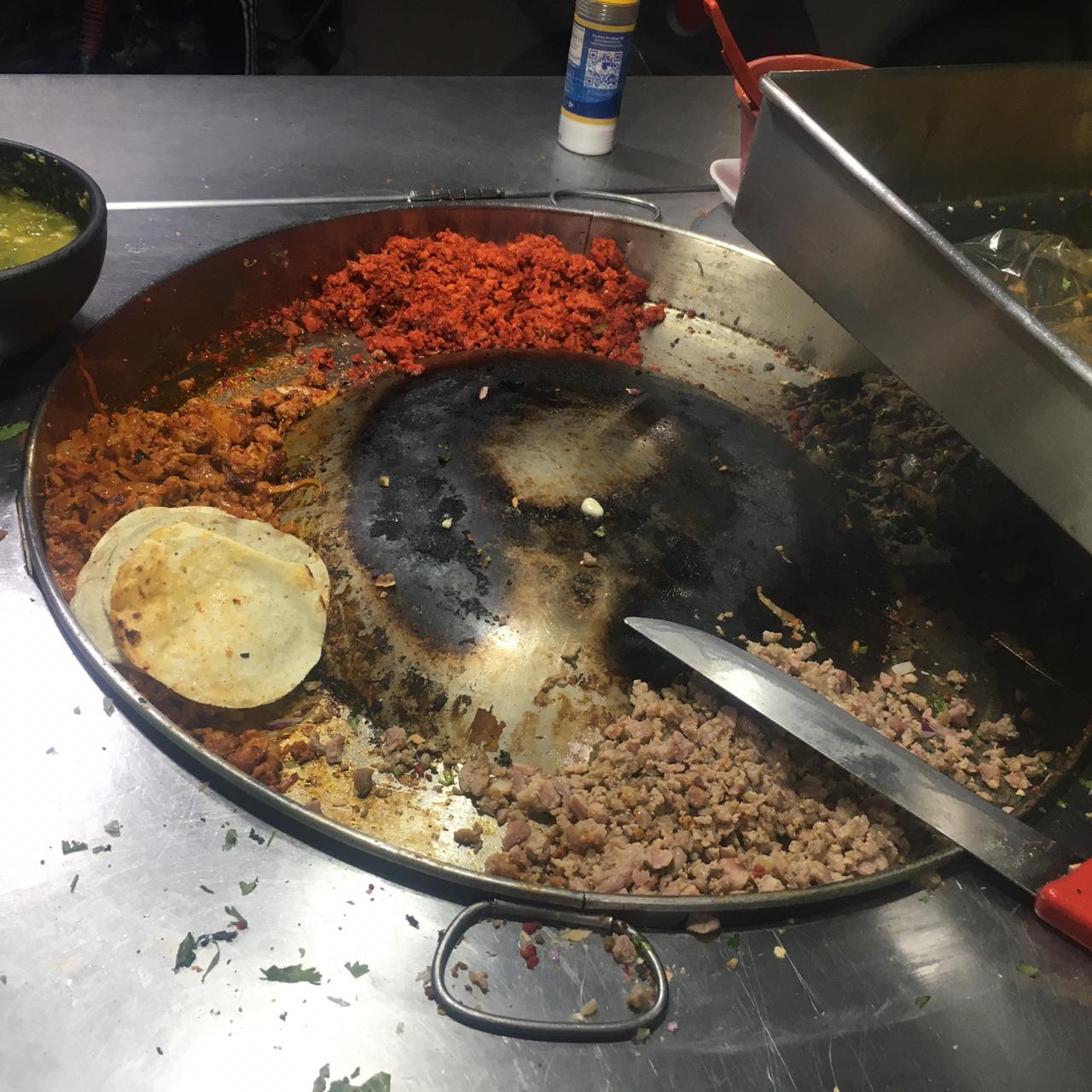 Taquería El Pariente image 1