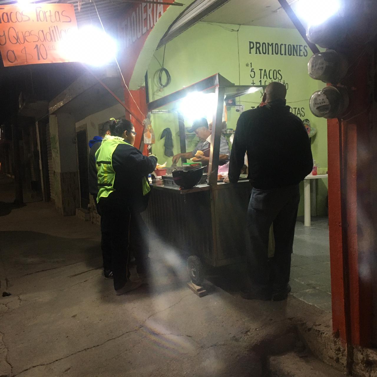 Taquería El Pariente image 5