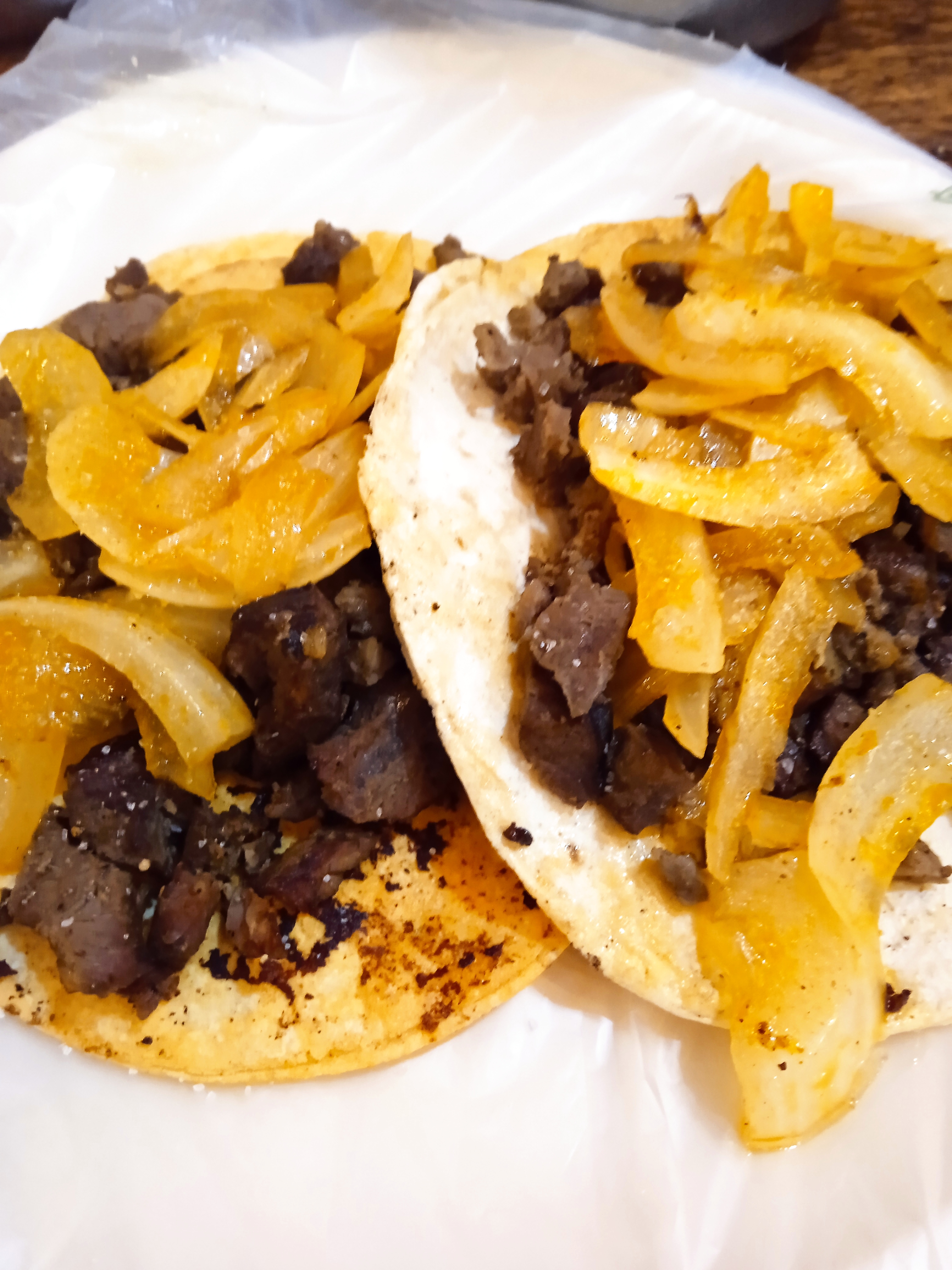 Los Tacochos Steak Taqueria image 9