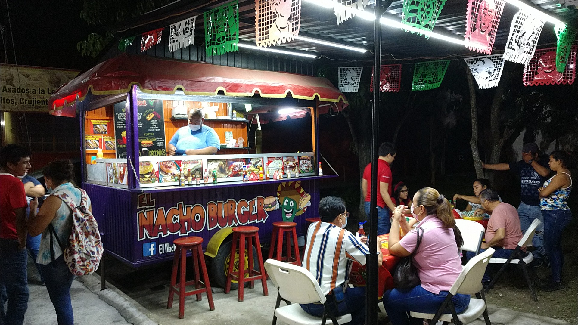 El Nacho Burger image 1