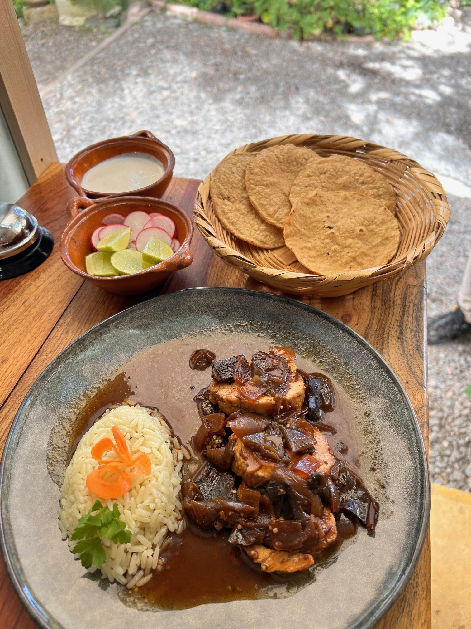 Trino Restaurante image 1