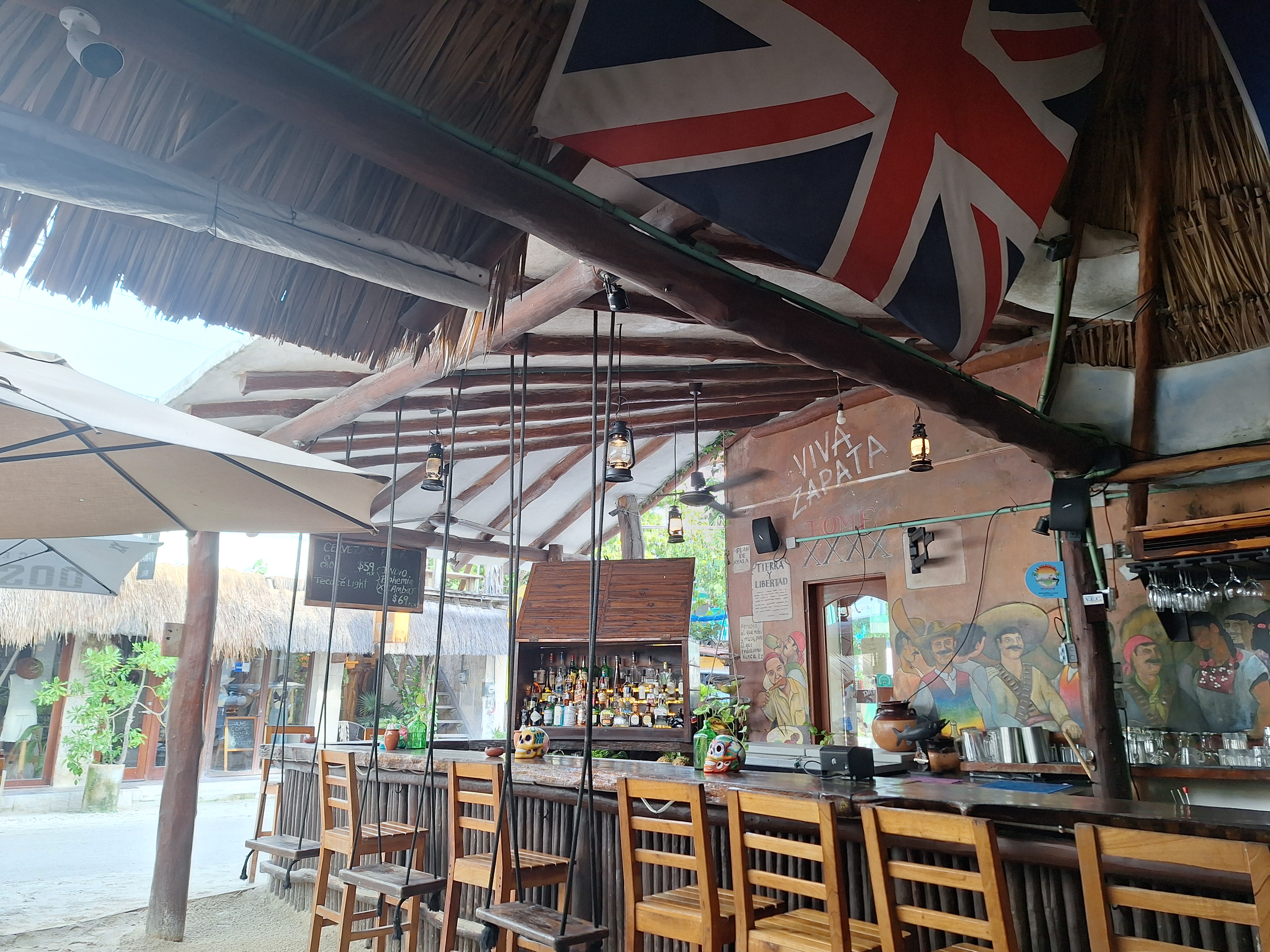 Restaurante Bar and Grill Viva Zapata Isla Holbox image 6