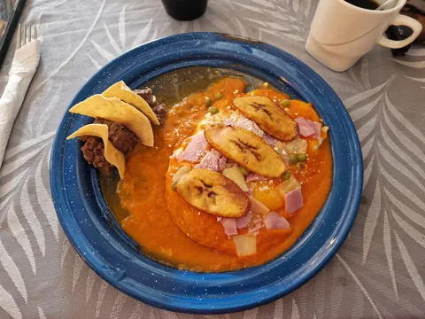 Limoncito Breakfast image 5