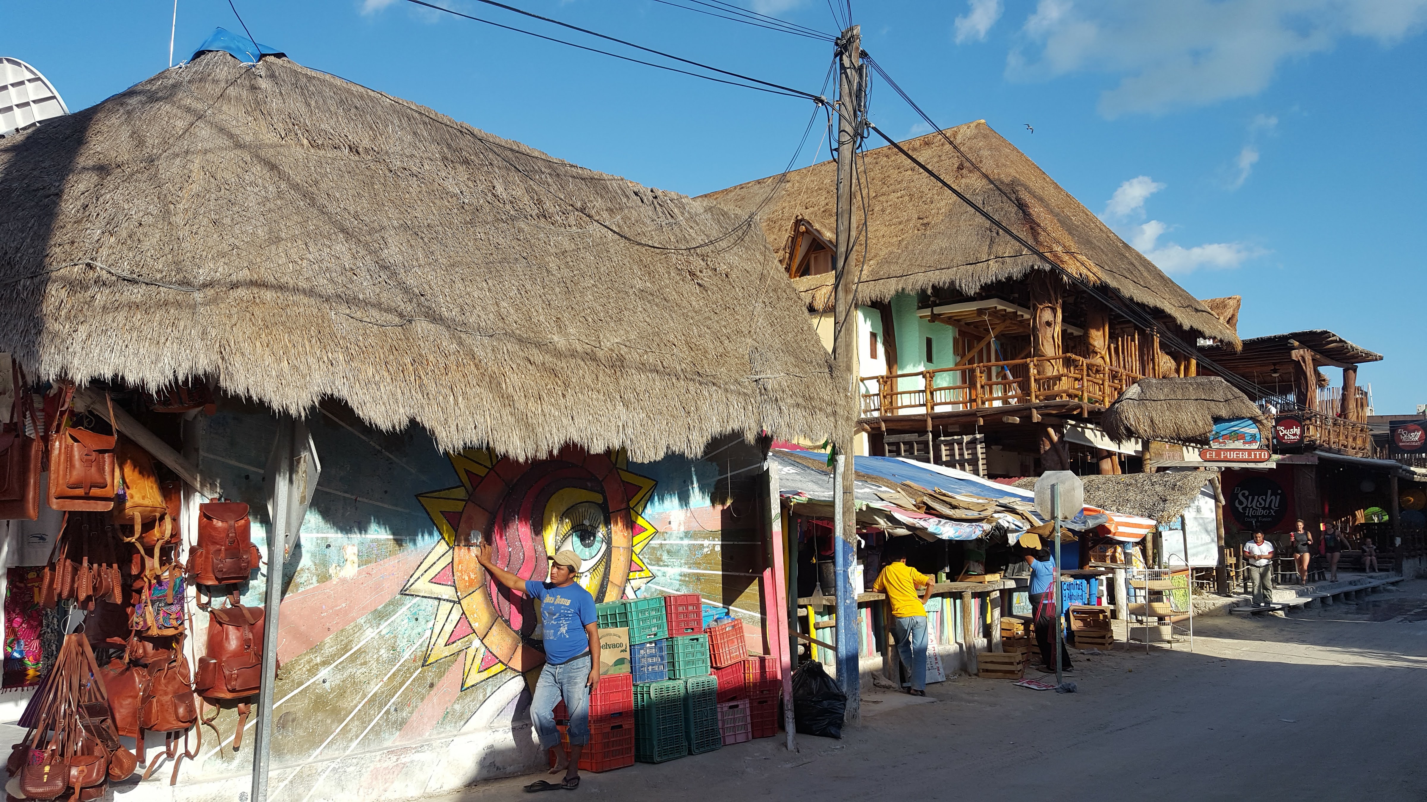 La Isla del Colibri image 8