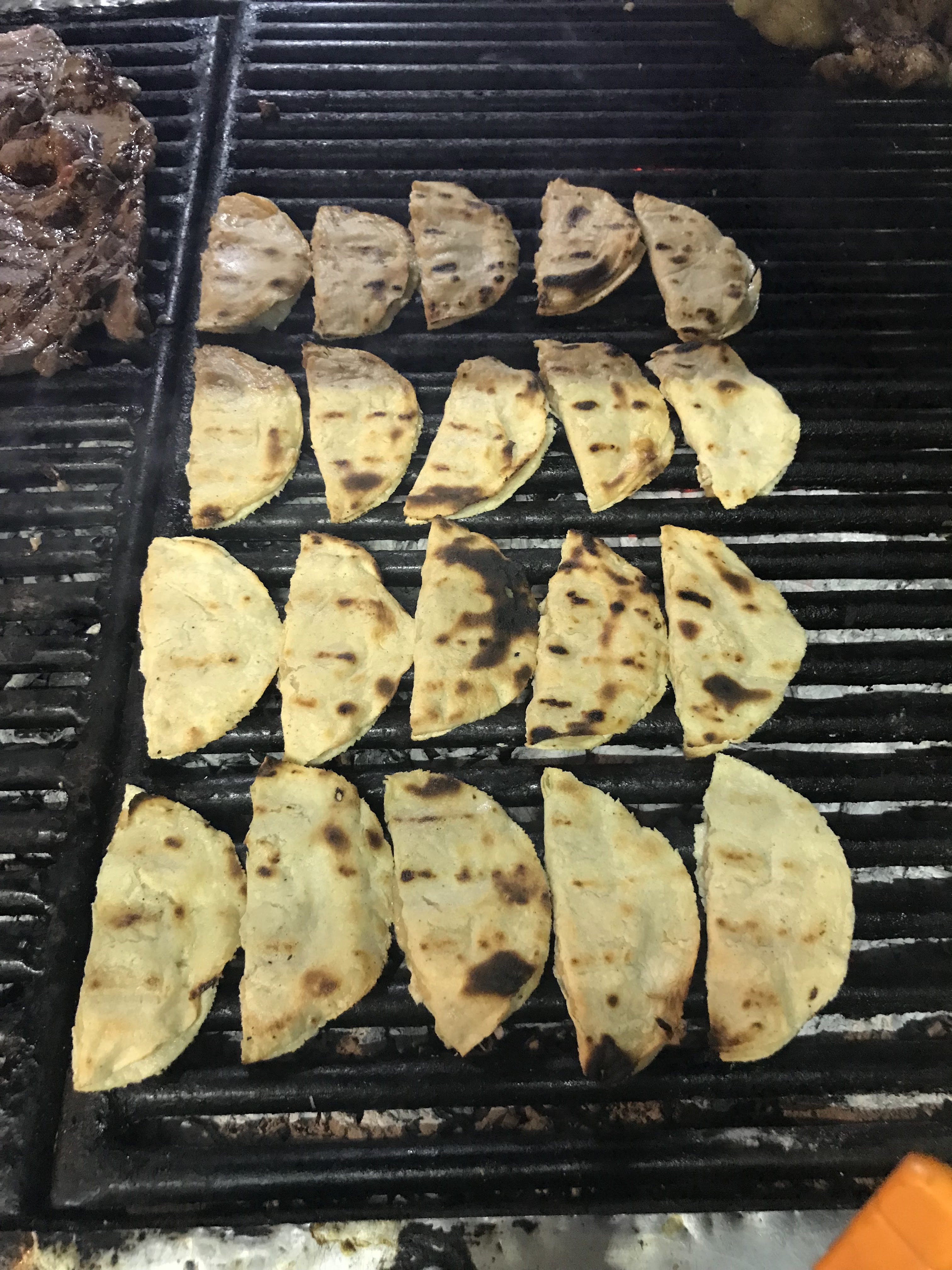 Cenaduría y tacos Barajas image 8