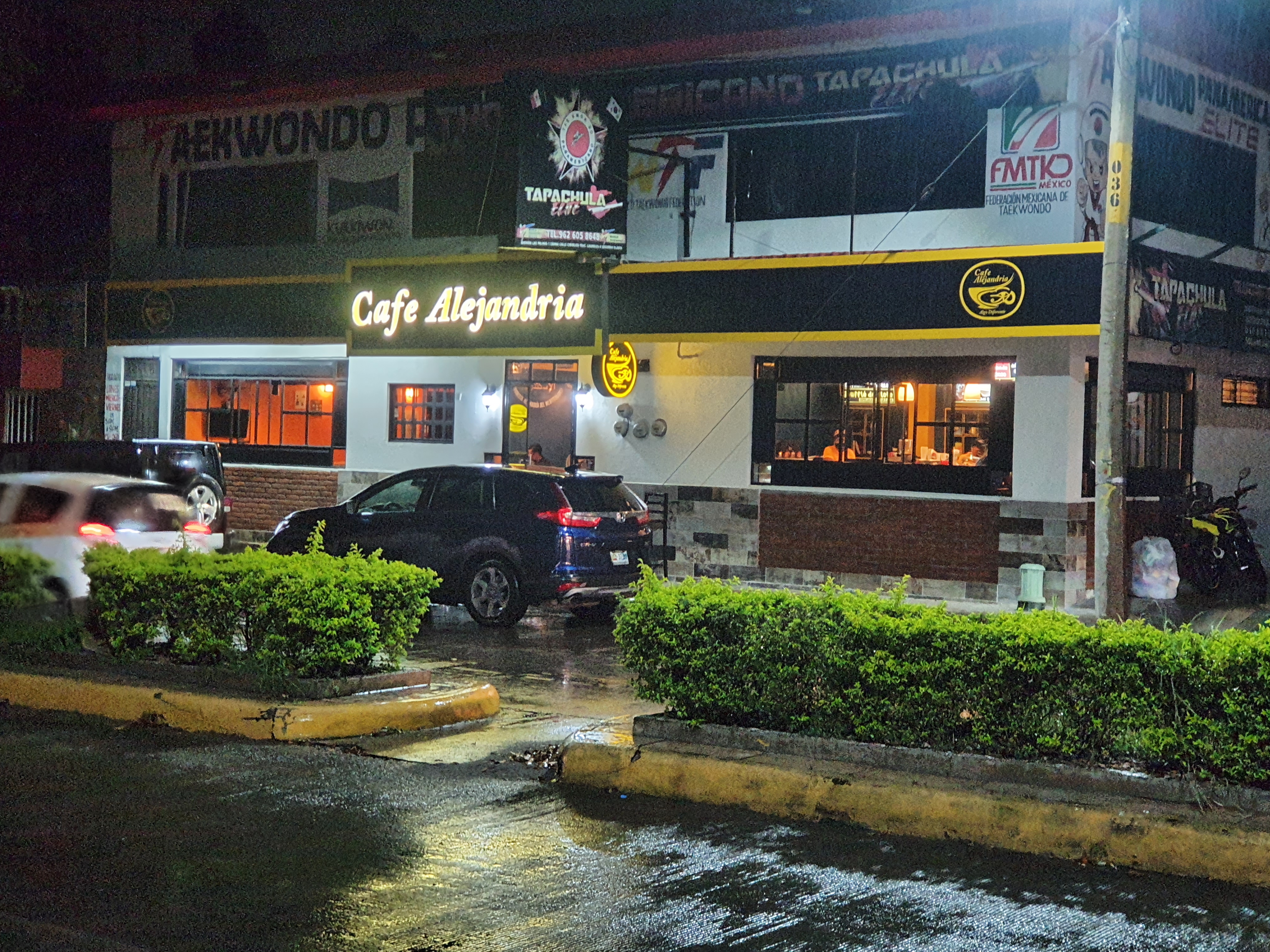 Café Alejandría مطعم عربي image 7