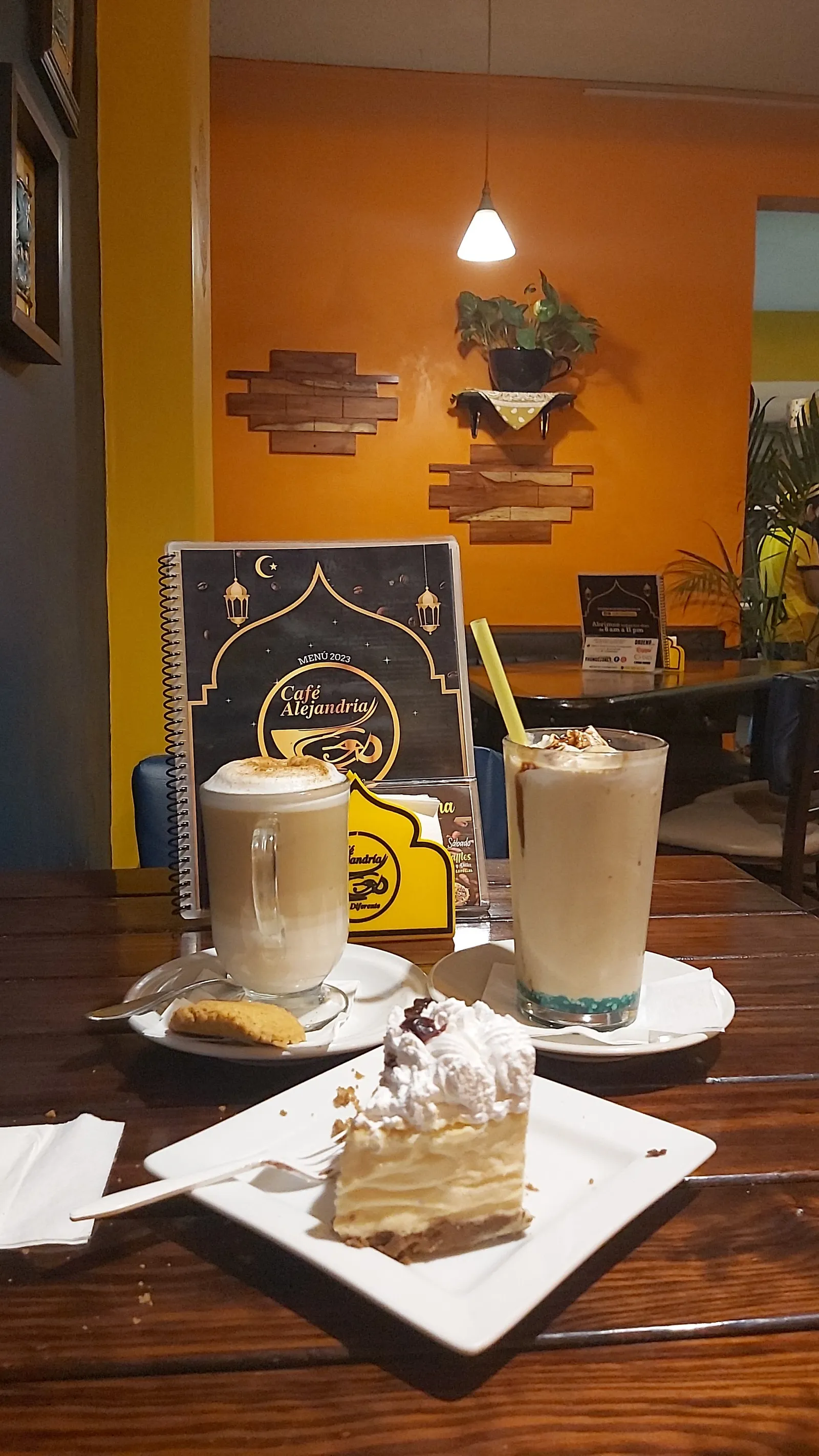 Café Alejandría مطعم عربي image 9