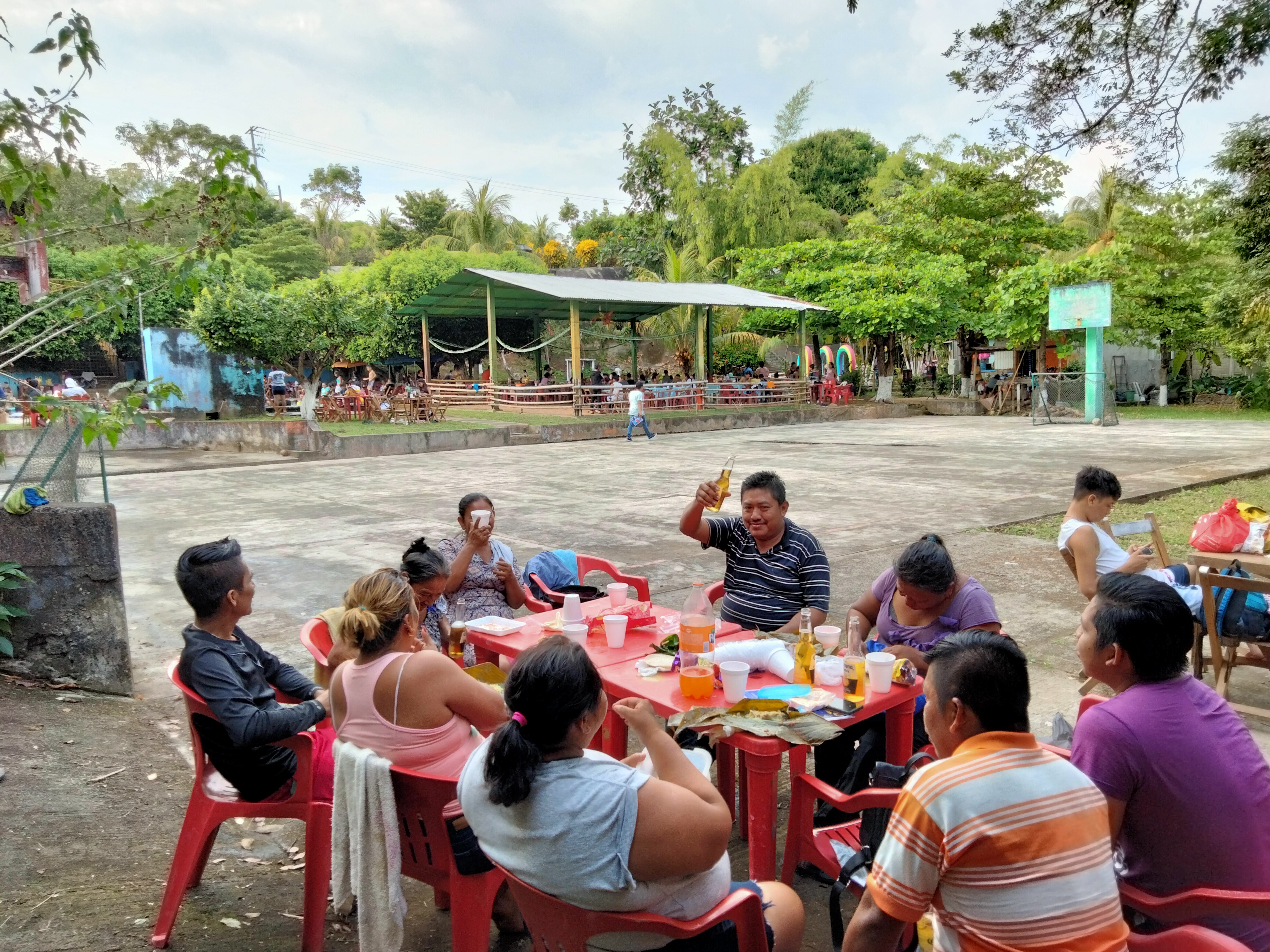 Marisquería y Balneario el Oasis image 9