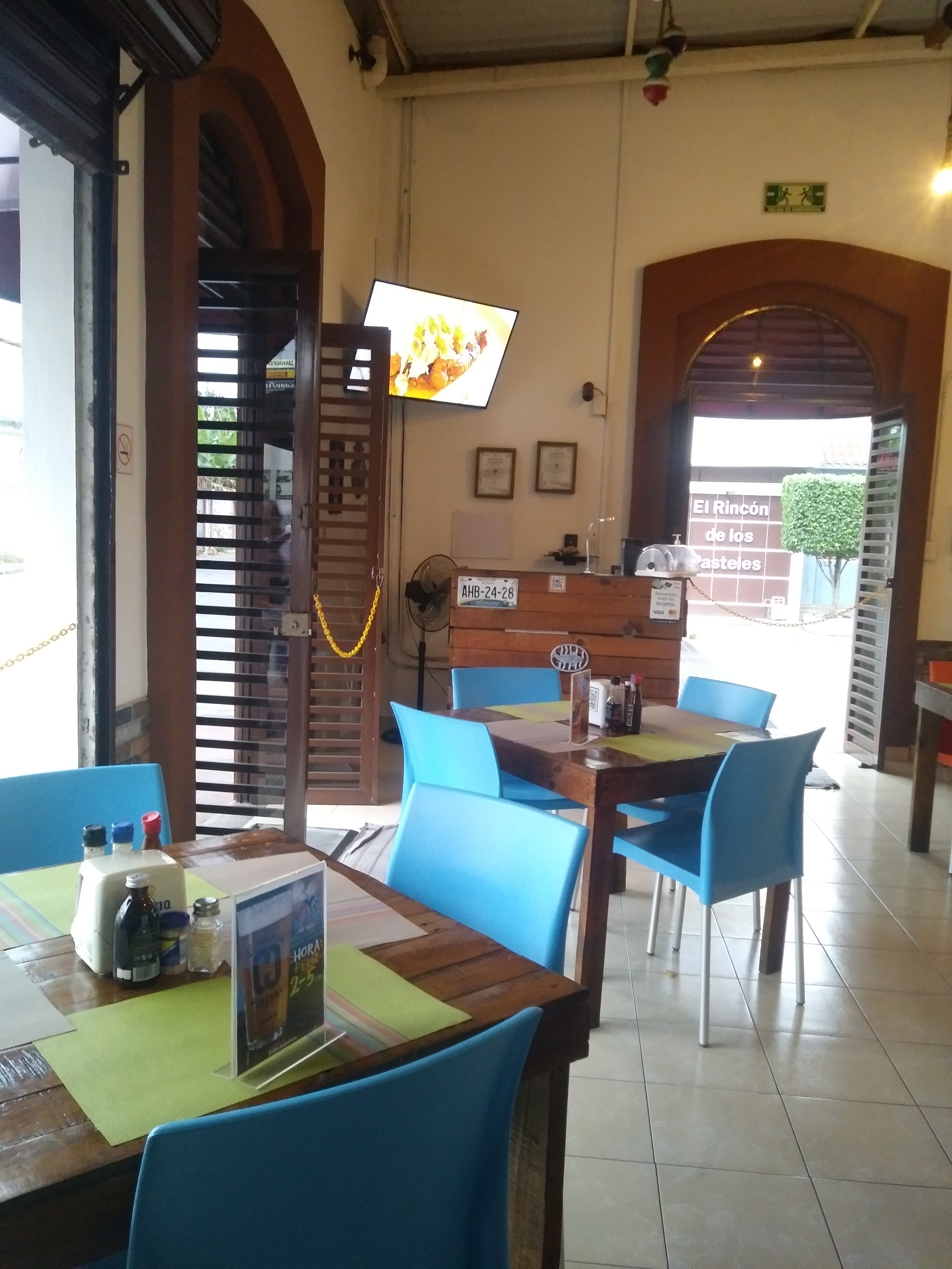 Mr. Ray Fish Tacos image 9