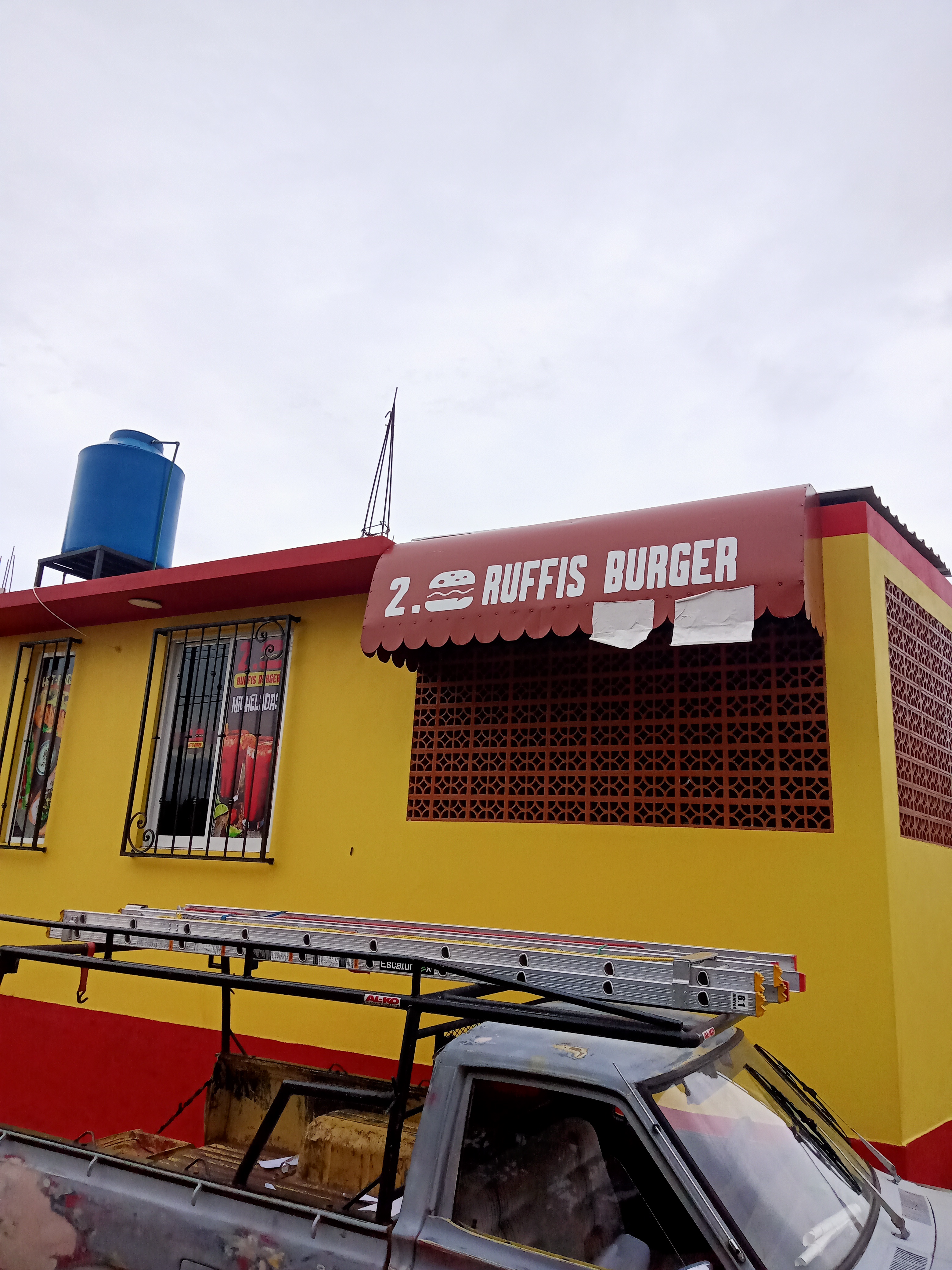 2.0 Ruffis Burger image 1