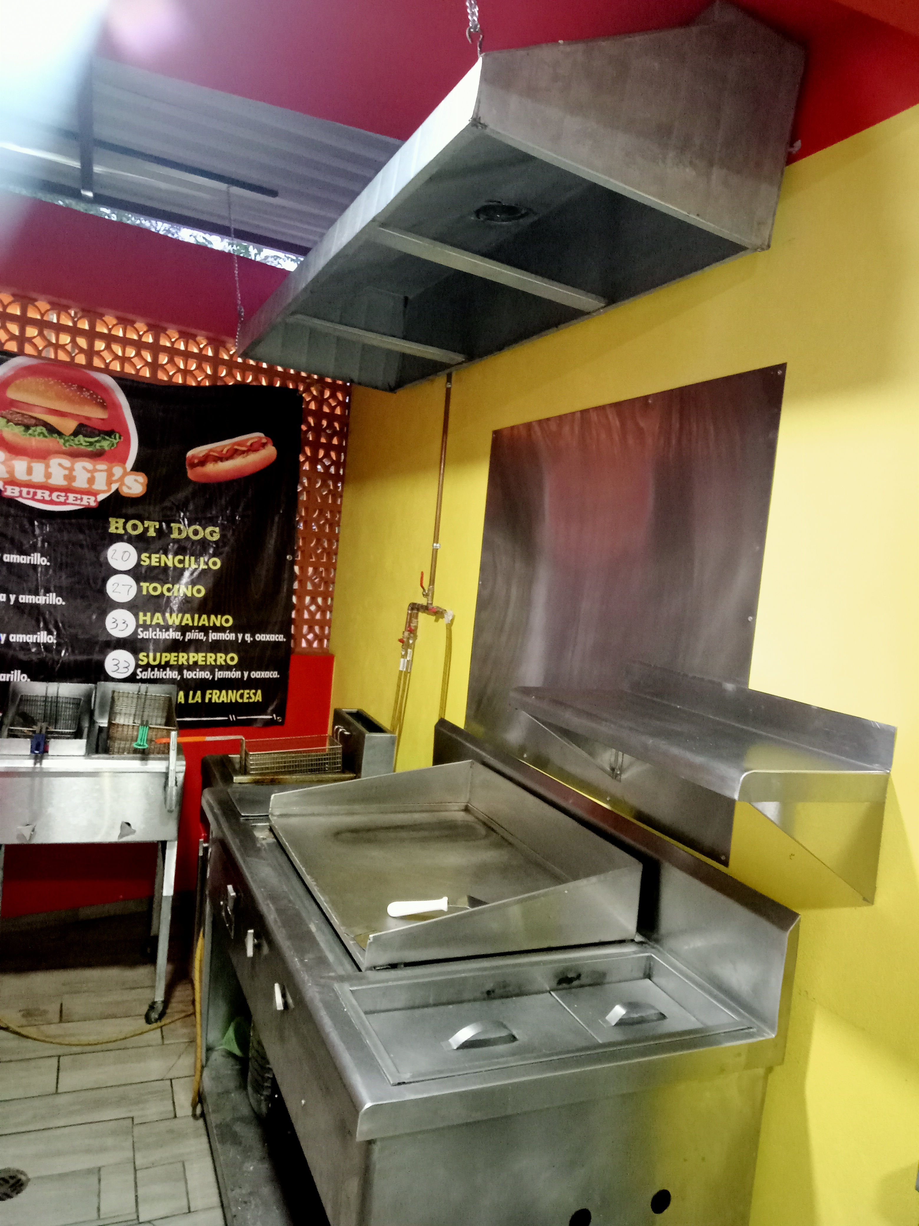 2.0 Ruffis Burger image 6