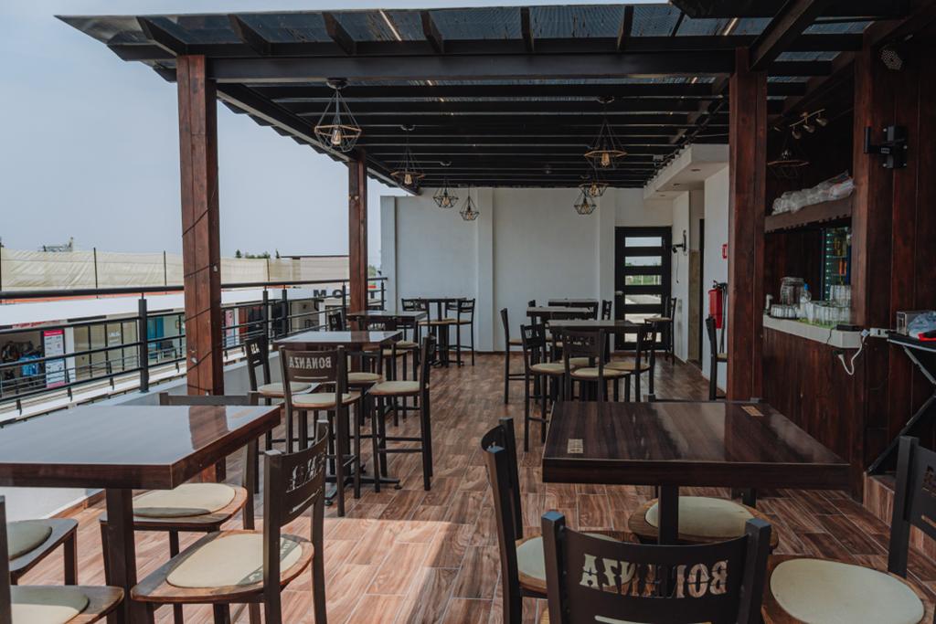 Bonanza Terraza image 8