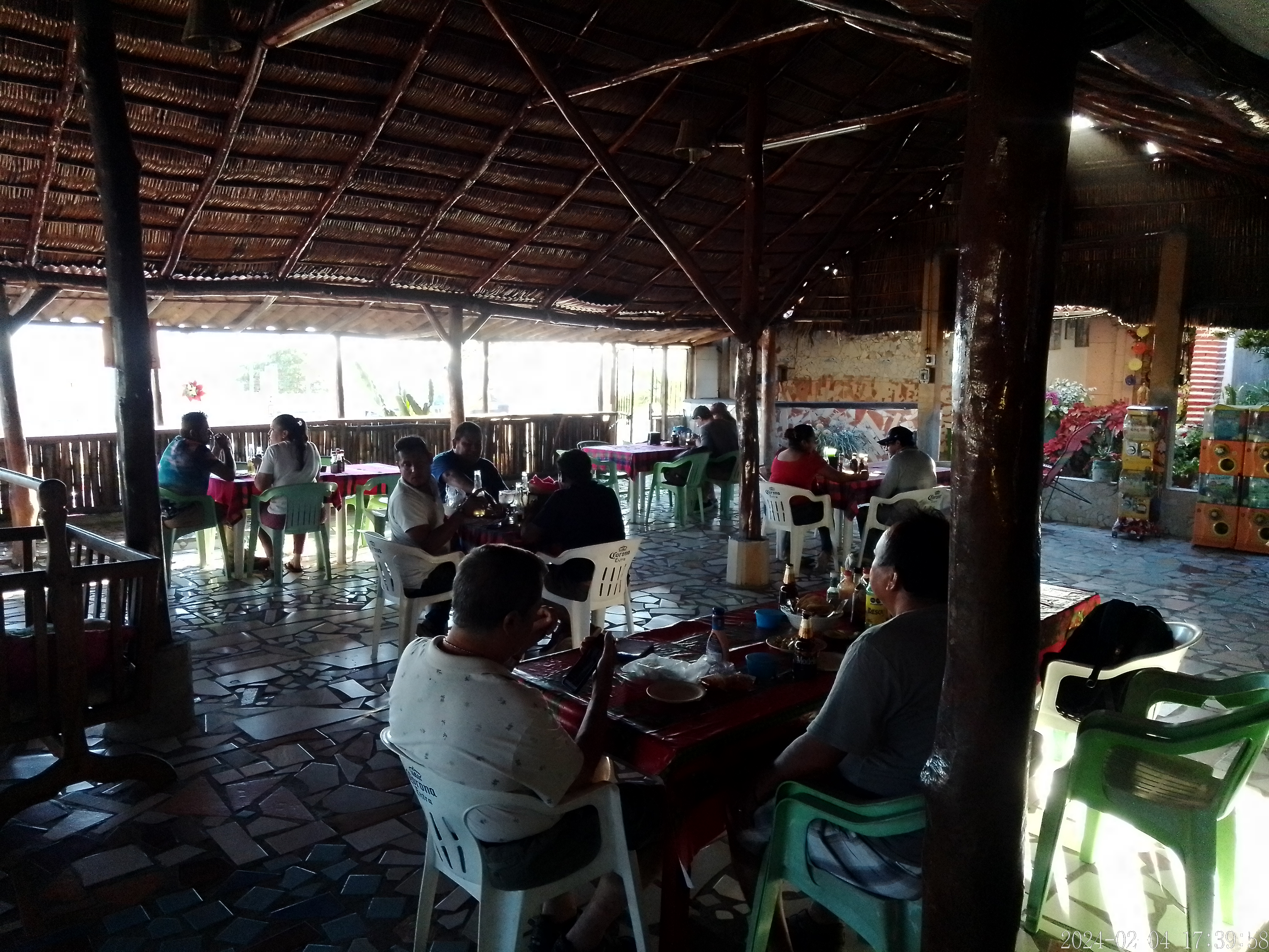 Mariscos "El Pifas" image 1