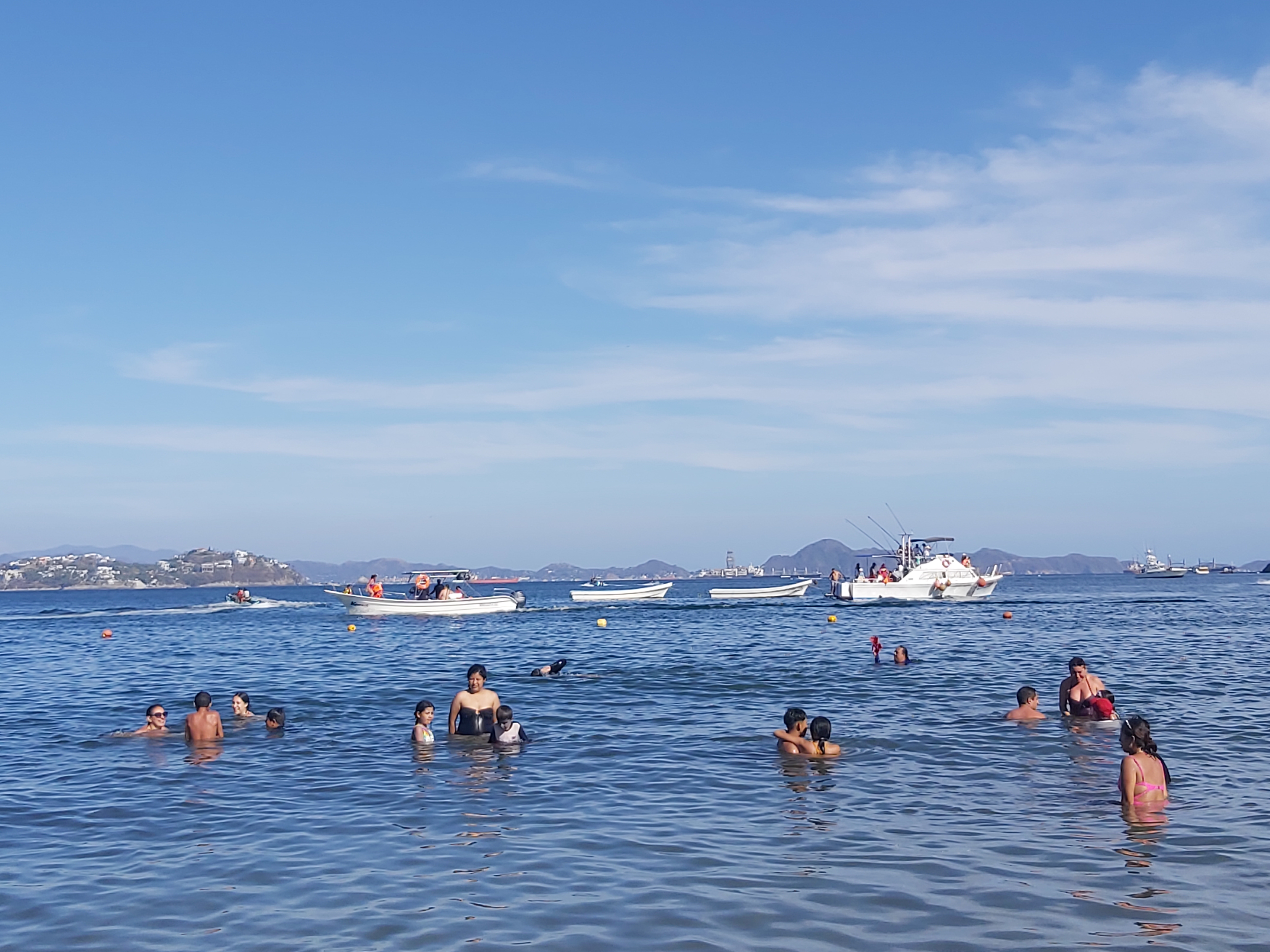 Sombrillas Lucita image 2