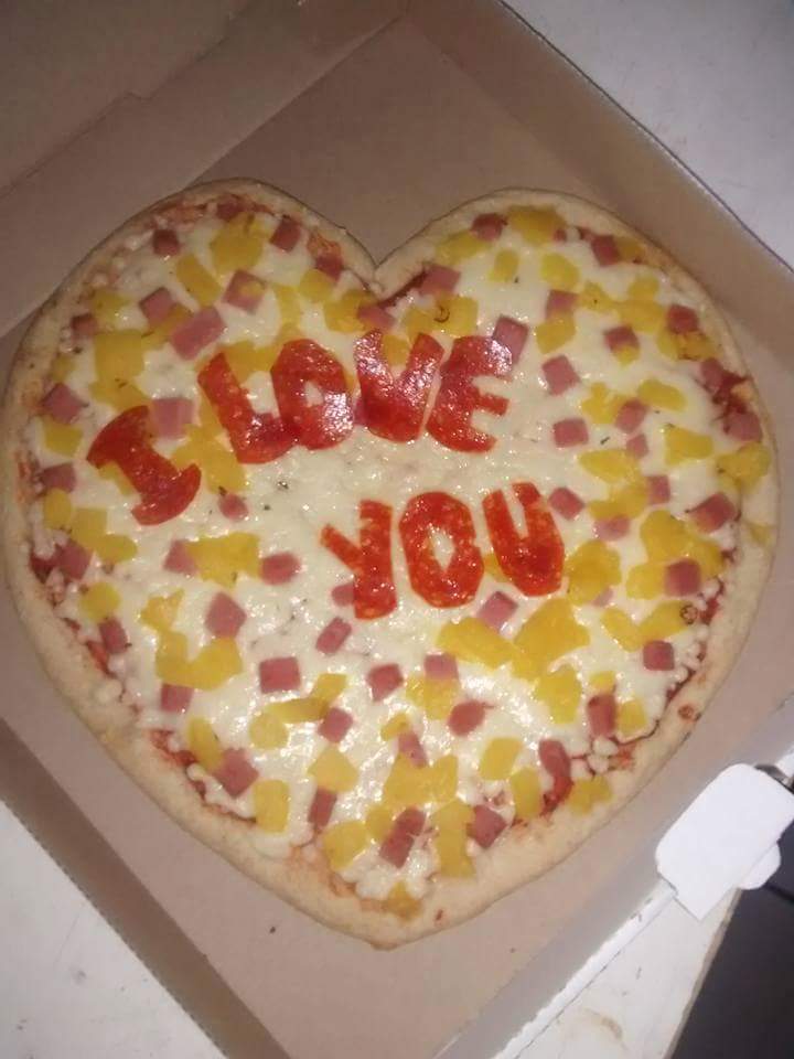 Carlitos Pizza image 9