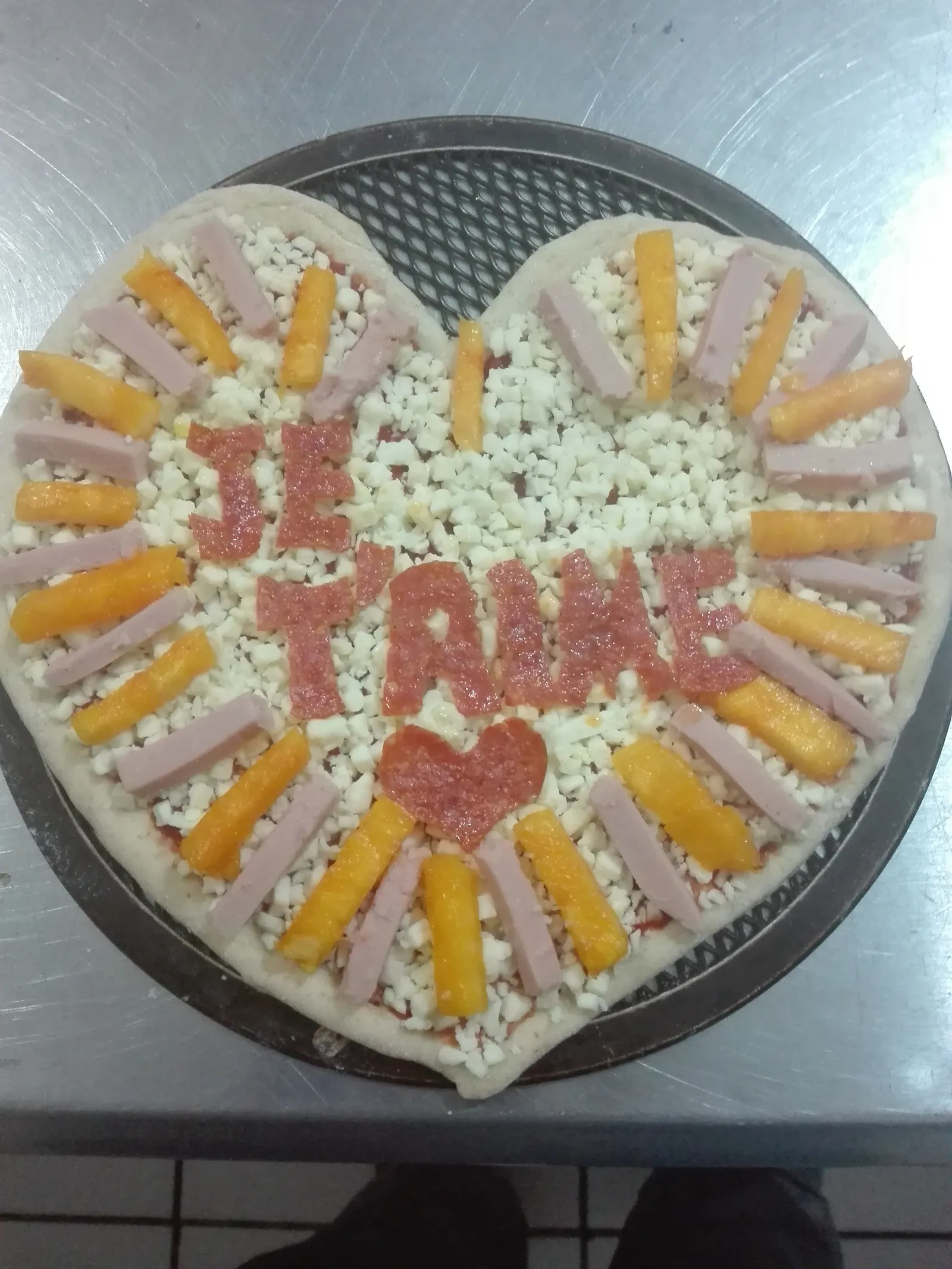 Carlitos Pizza image 10