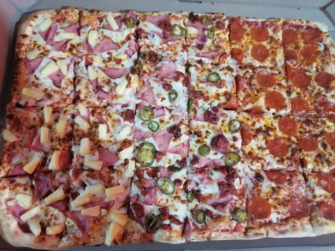 Pizzeria Santana image 5