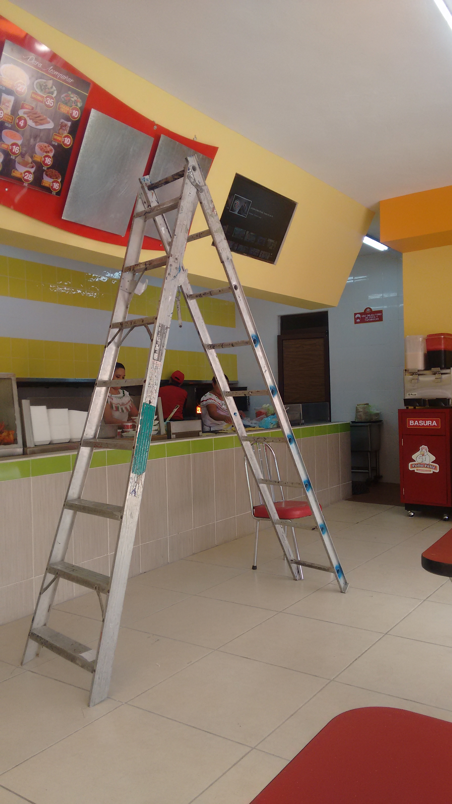 Restaurante Pollo Feliz Querétaro image 8