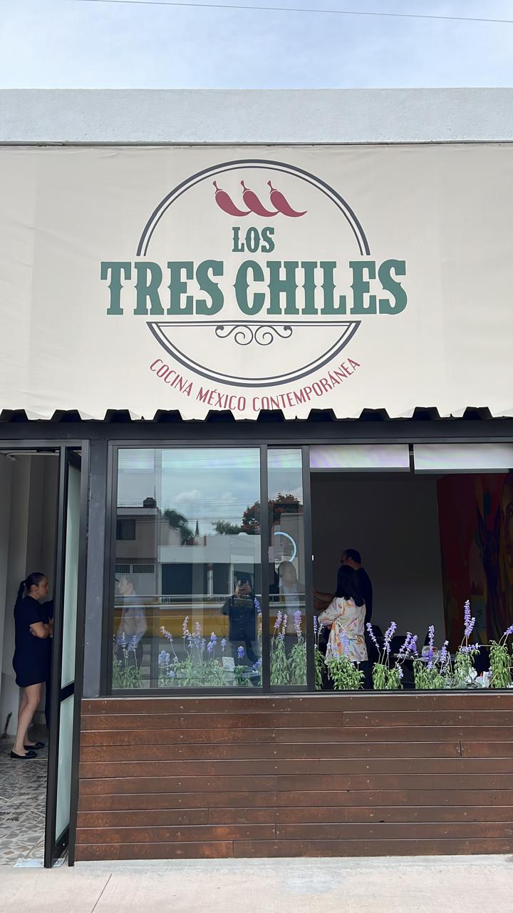 Restaurante Los tres chiles image 1