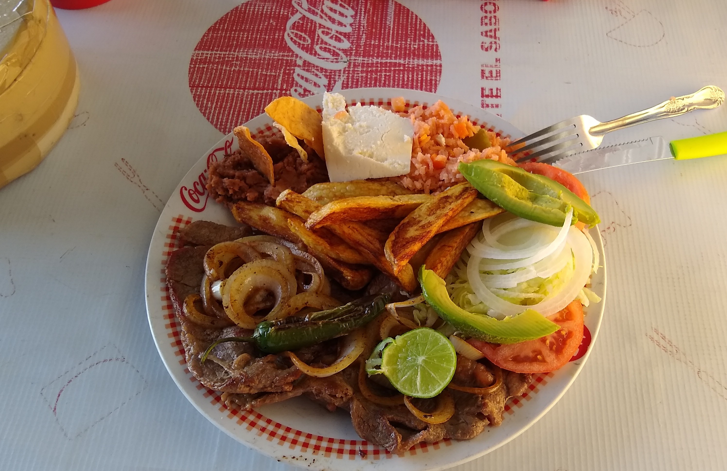 Comidas y Gorditas Doña Lolis image 1