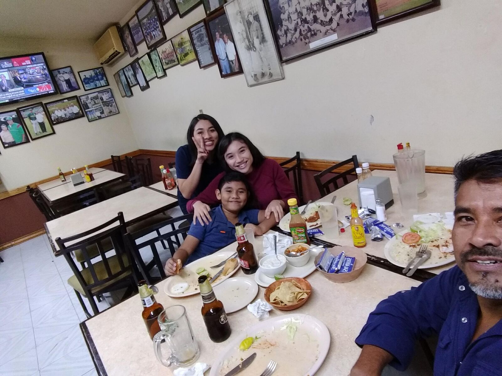 Mariscos Acuario image 8