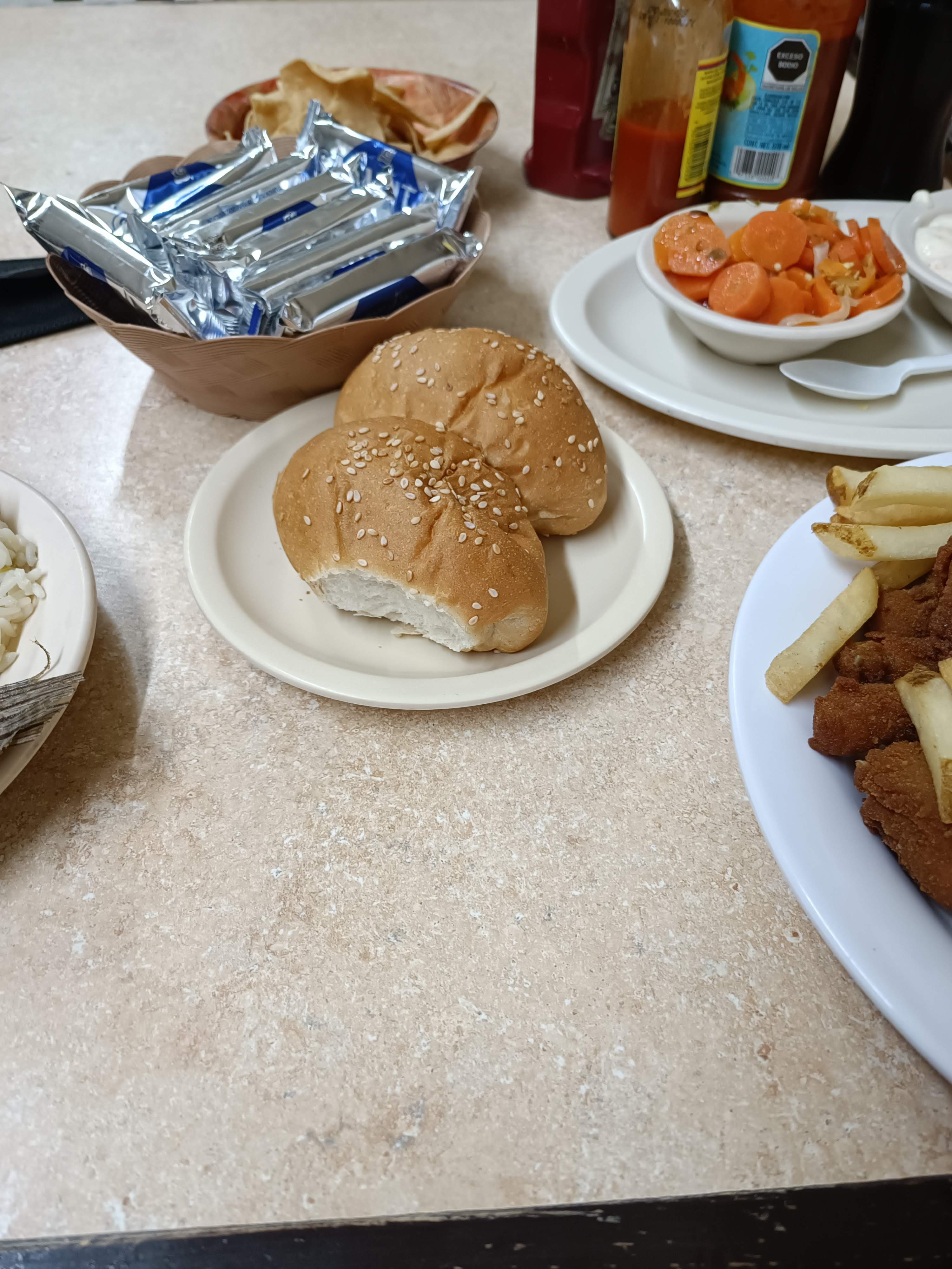 Mariscos Acuario image 9