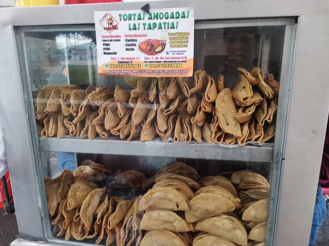 Tortas Ahogadas Las Tapatias image 4