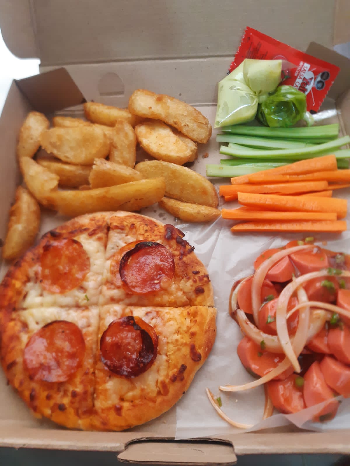 LONCHES LAS COMADRES image 9